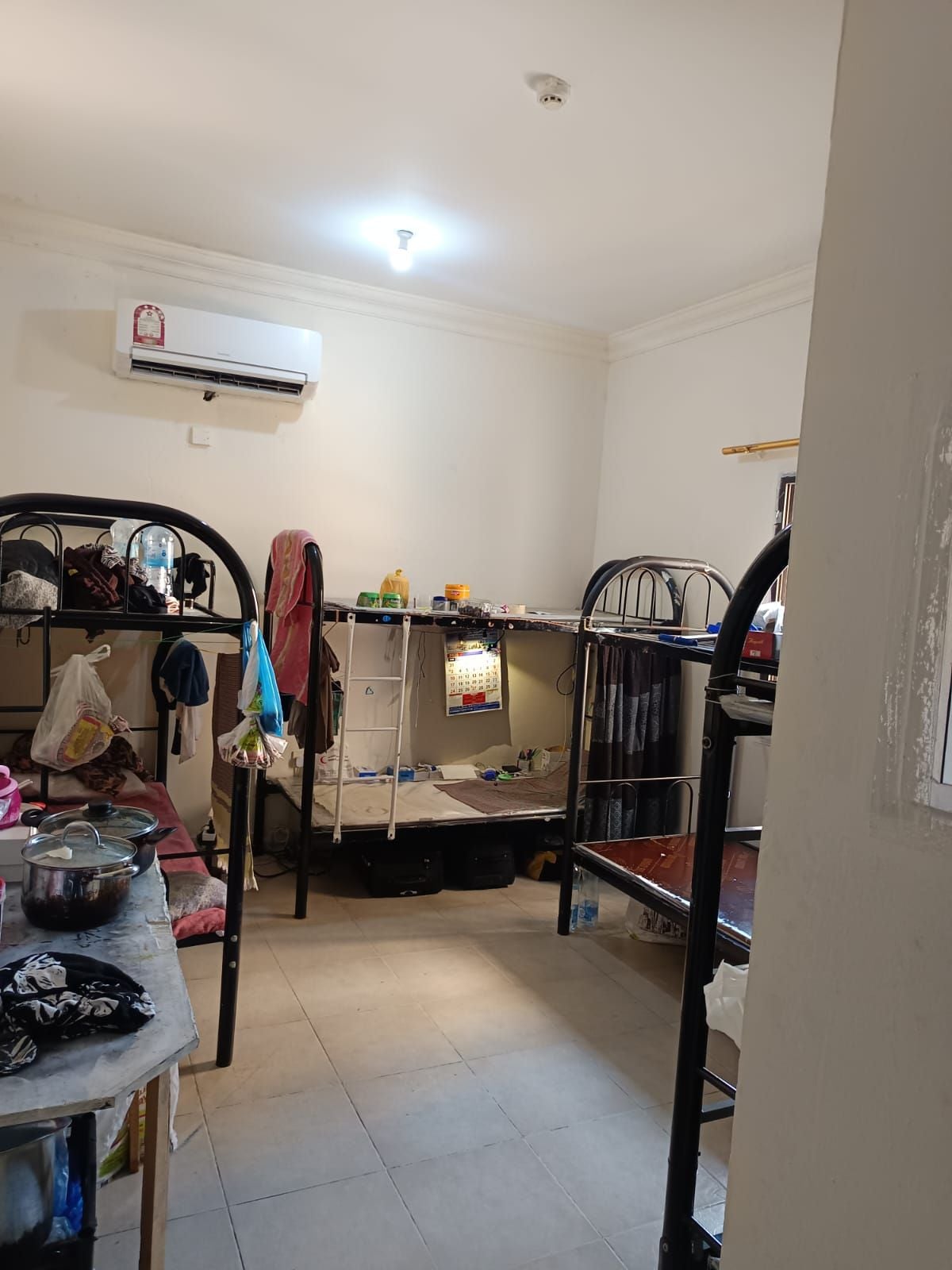 Male Bed space available  - Image 3