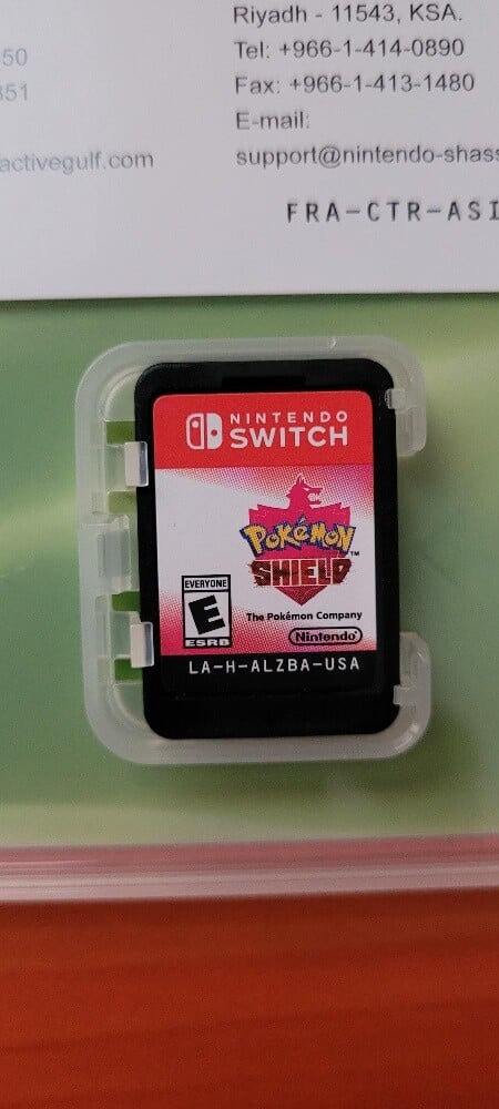 pokemon Shield game for Nintendo - Image 2