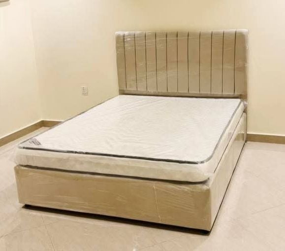 New bedroom set selling in Qatar 30032896 - Image 9