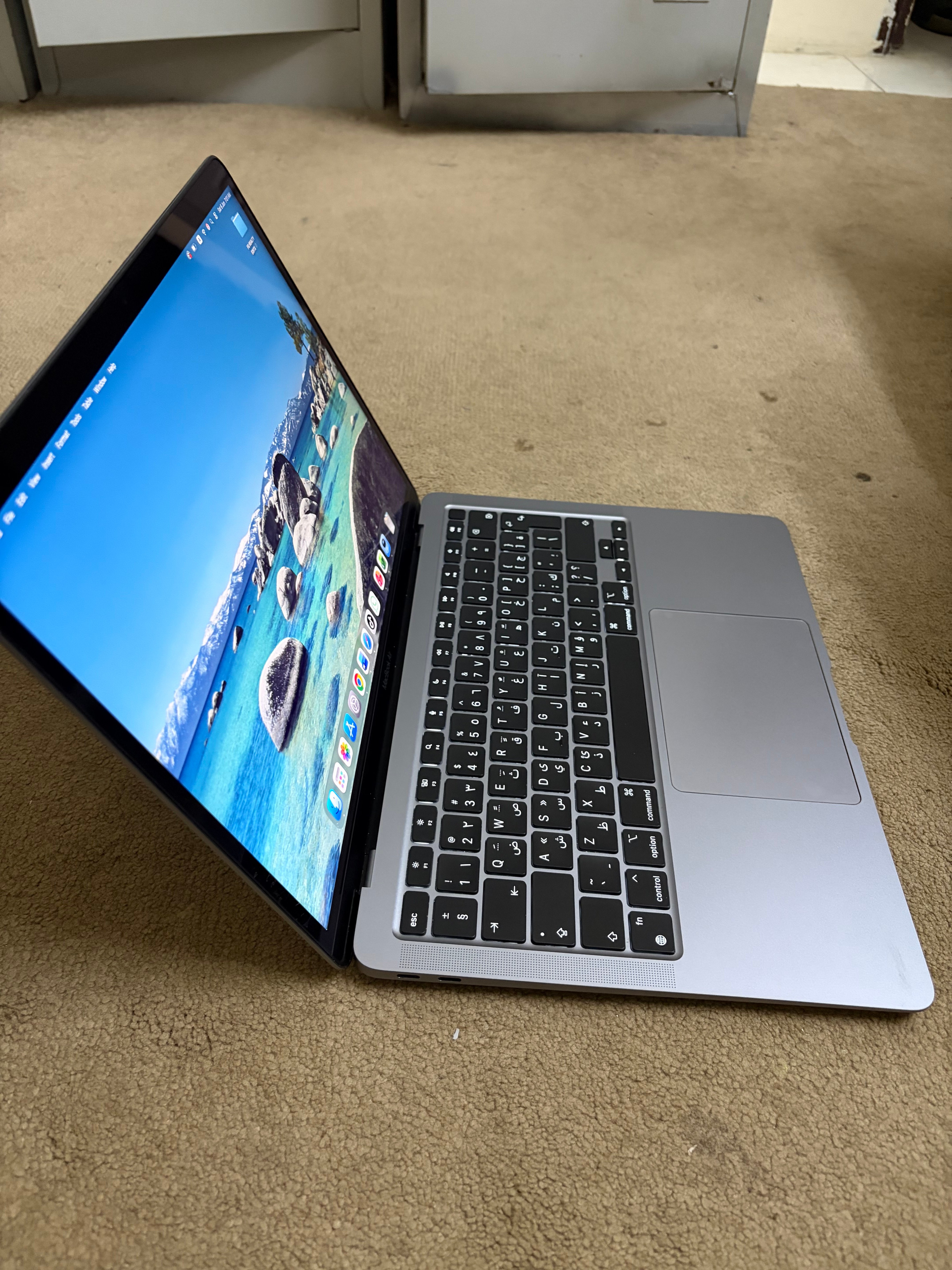 Laptop - Image 2