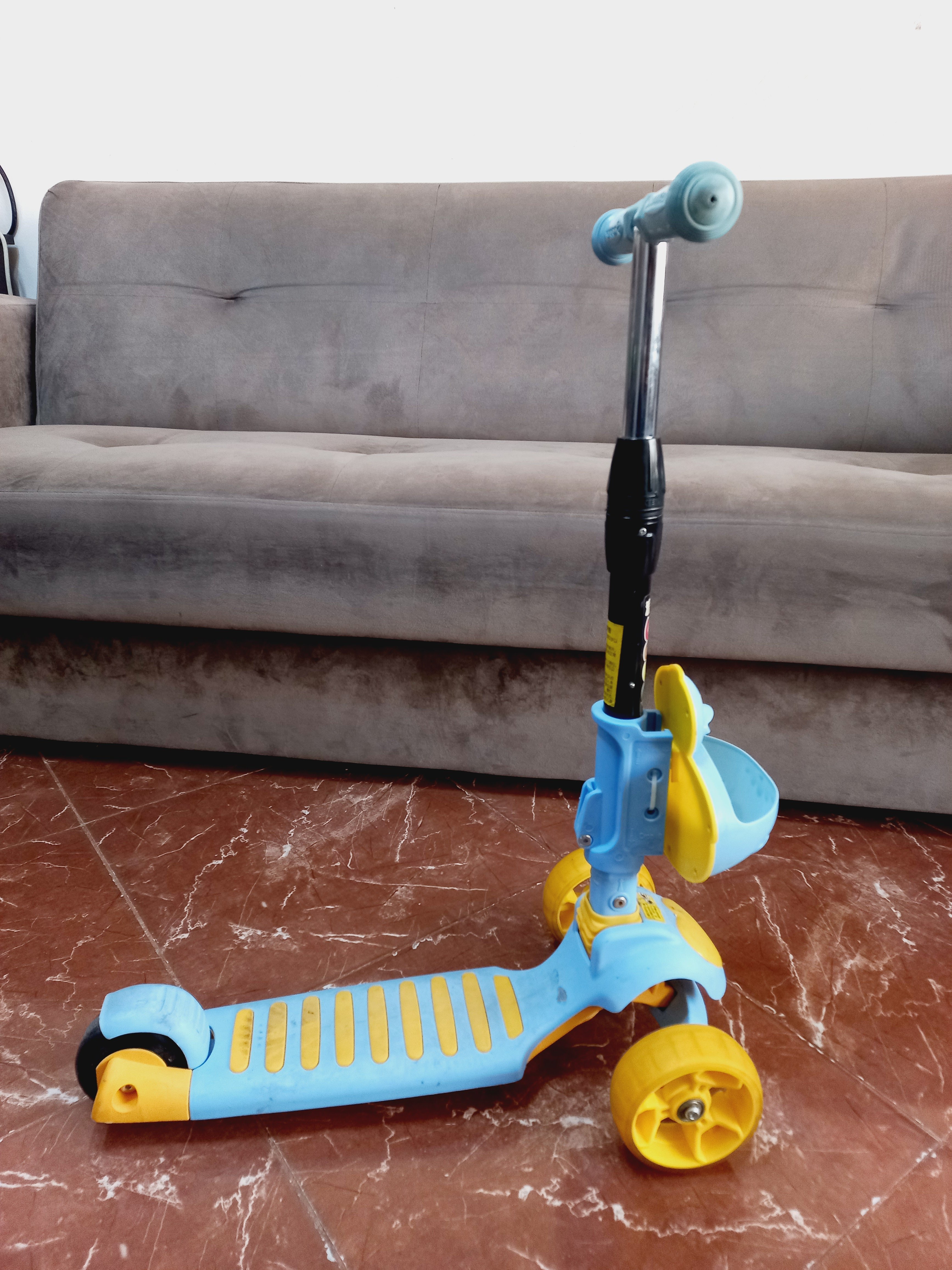 Kids Ride On, Leg Push, Scooter Cycle - Image 3