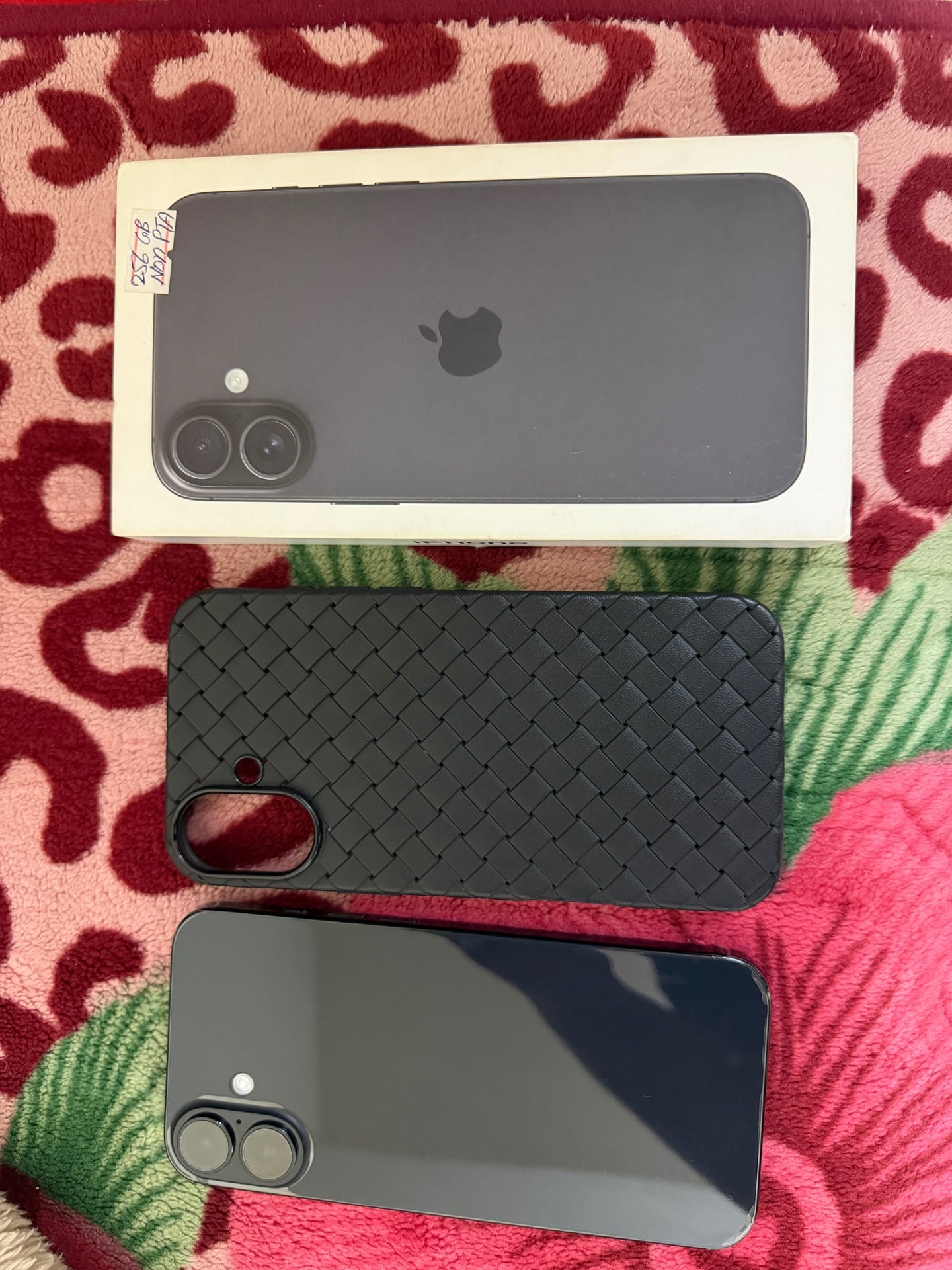 iPhone 16 Plus 256GB Black | Factory Unlocked | 94% Battery | Excellent Conditio - Image 1