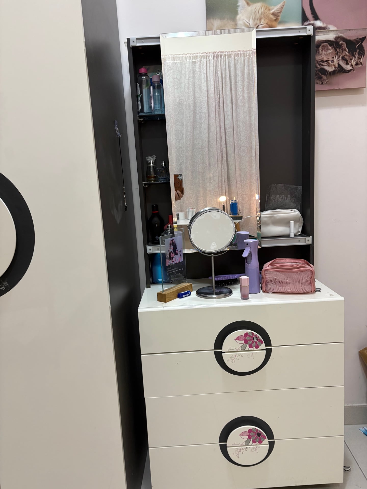 Kids room from home center in a good condition cupboard 4 doors  - Image 3