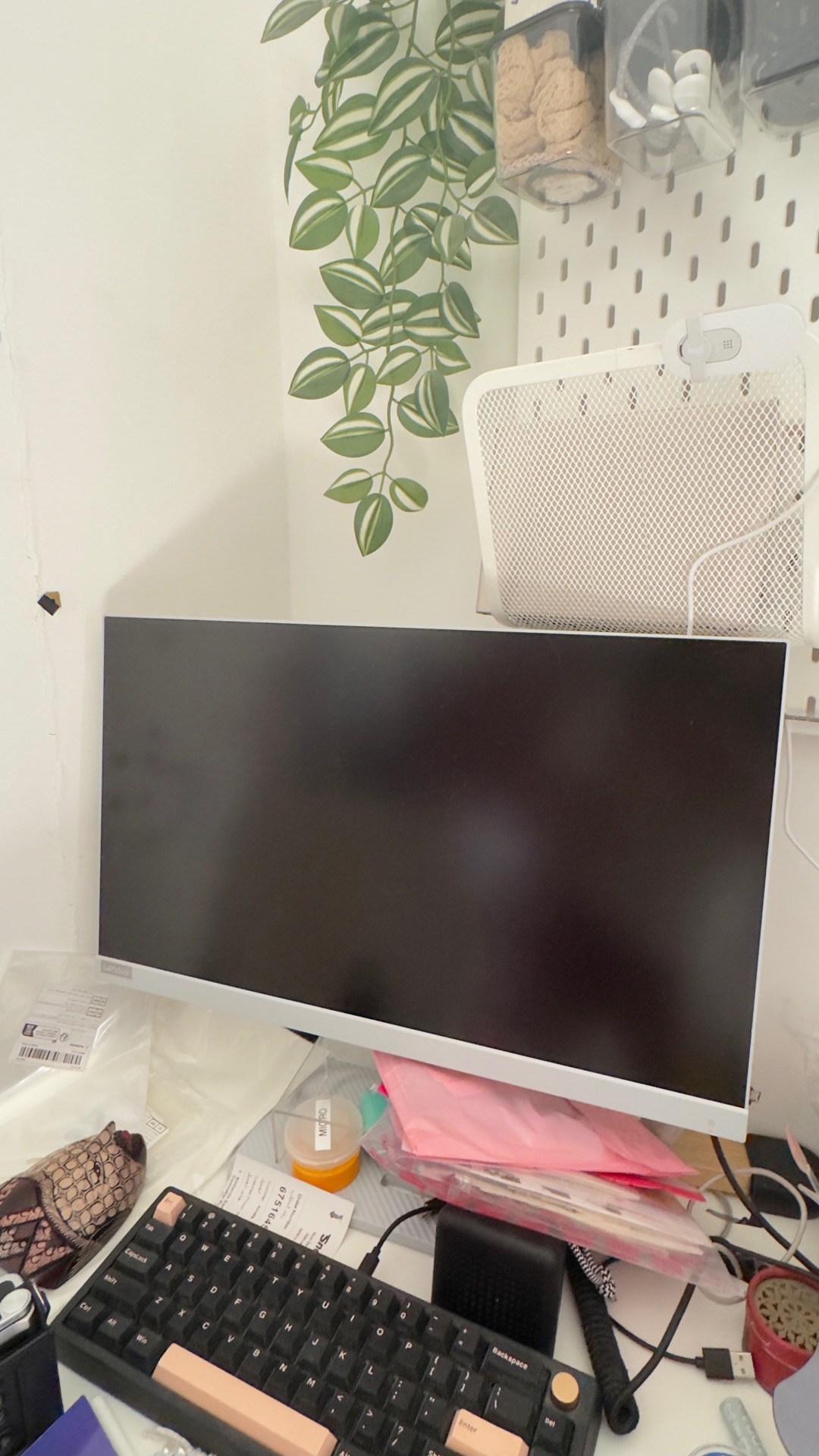 Lenovo LED Monitor Idea L24E-40 – 23.8” Full HD (White) - Image 4