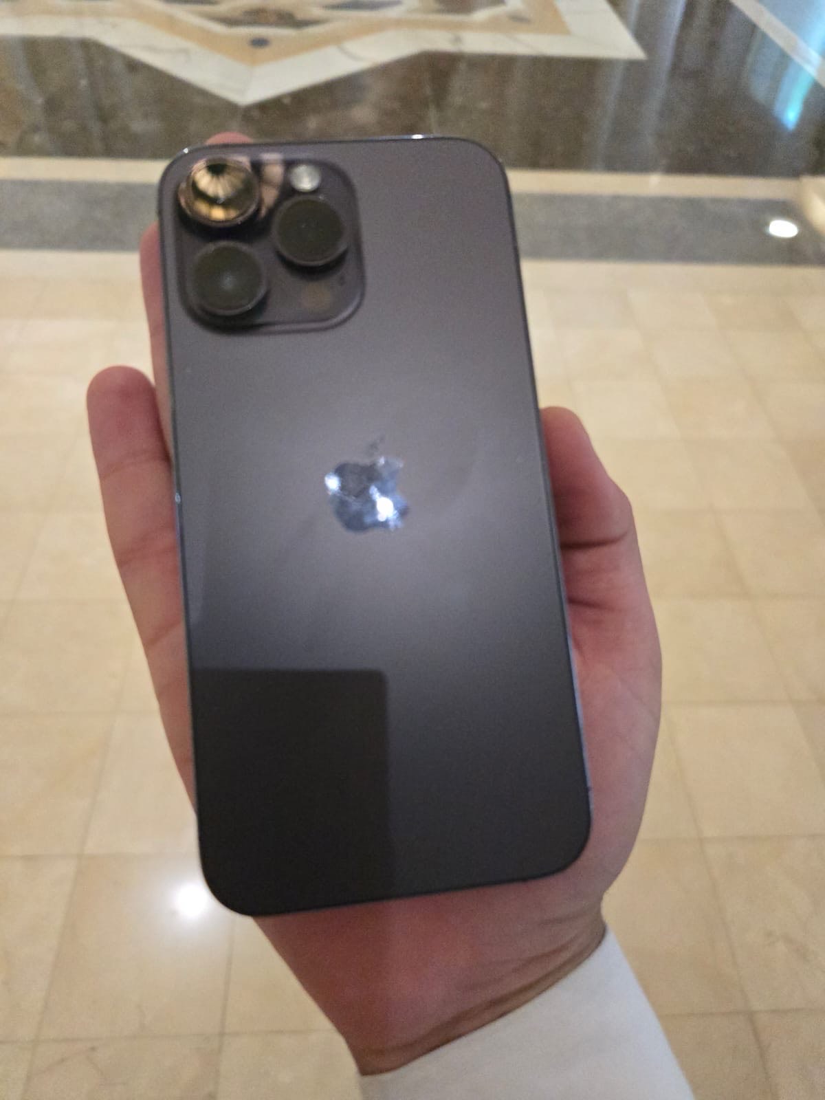 I Phone 14 Pro Max - Image 4