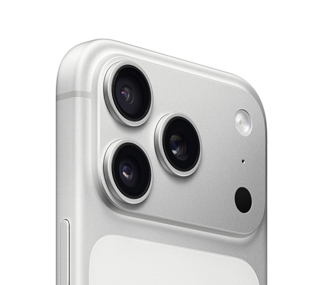 New sealed iPhone 17 pro max 256GB silber color - Image 2