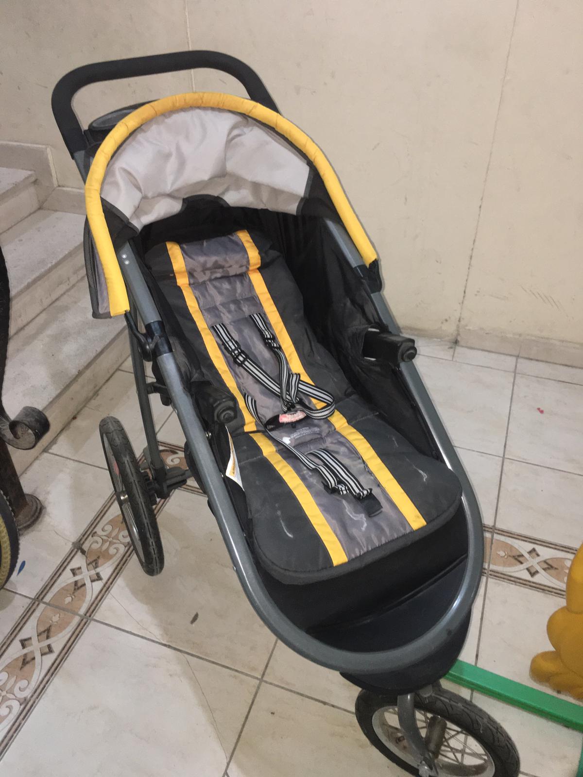 foldable baby stroller and baby car seat - Image 2