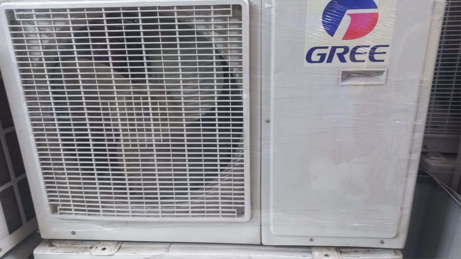 Split AC Only Outdoor Selling And Baying And Fiting Call Me - Image 3