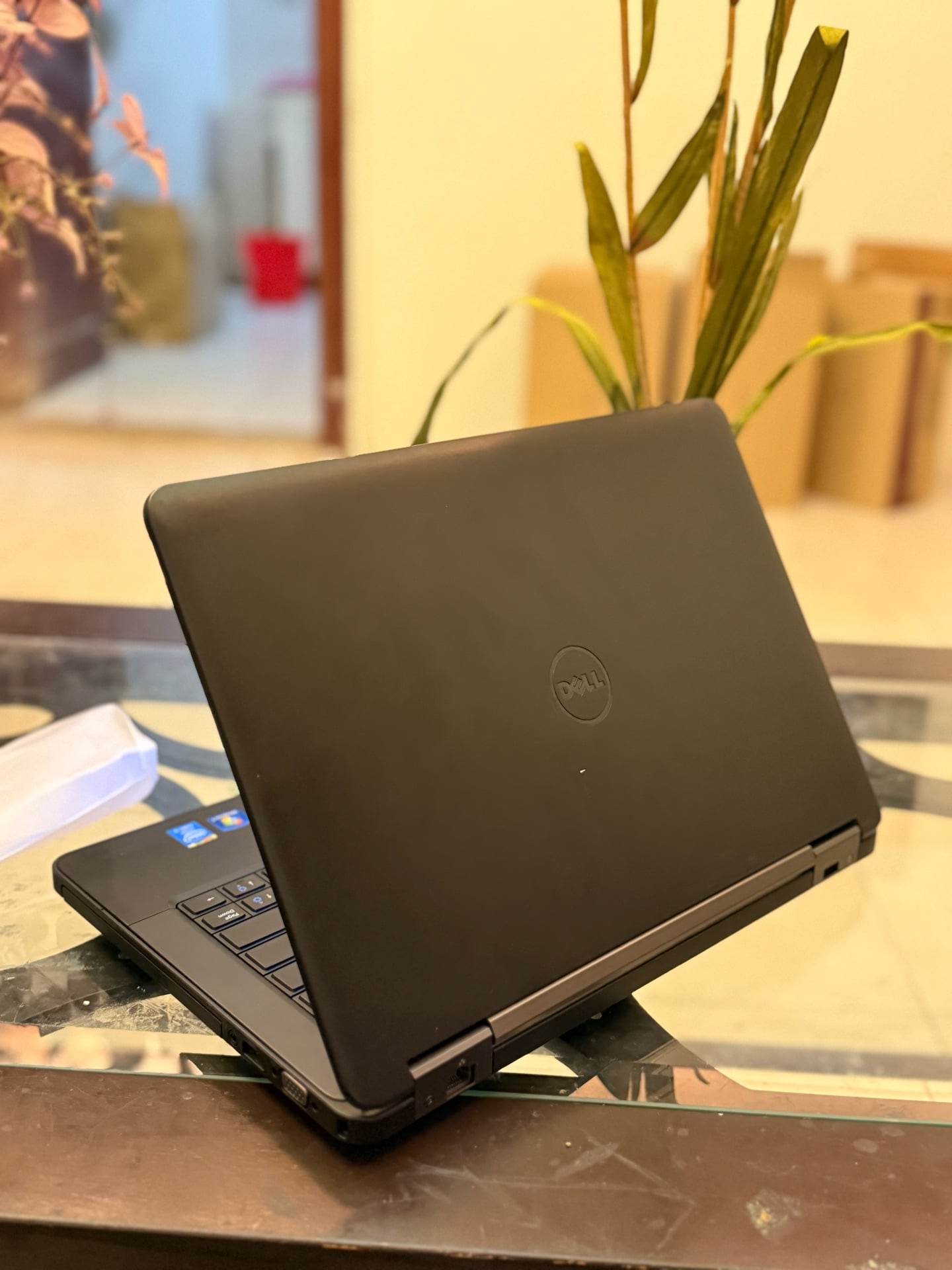 Dell Latitude 5440 | Core i5 4th Gen | 8GB RAM | 128GB SSD | Excellent Condition - Image 3