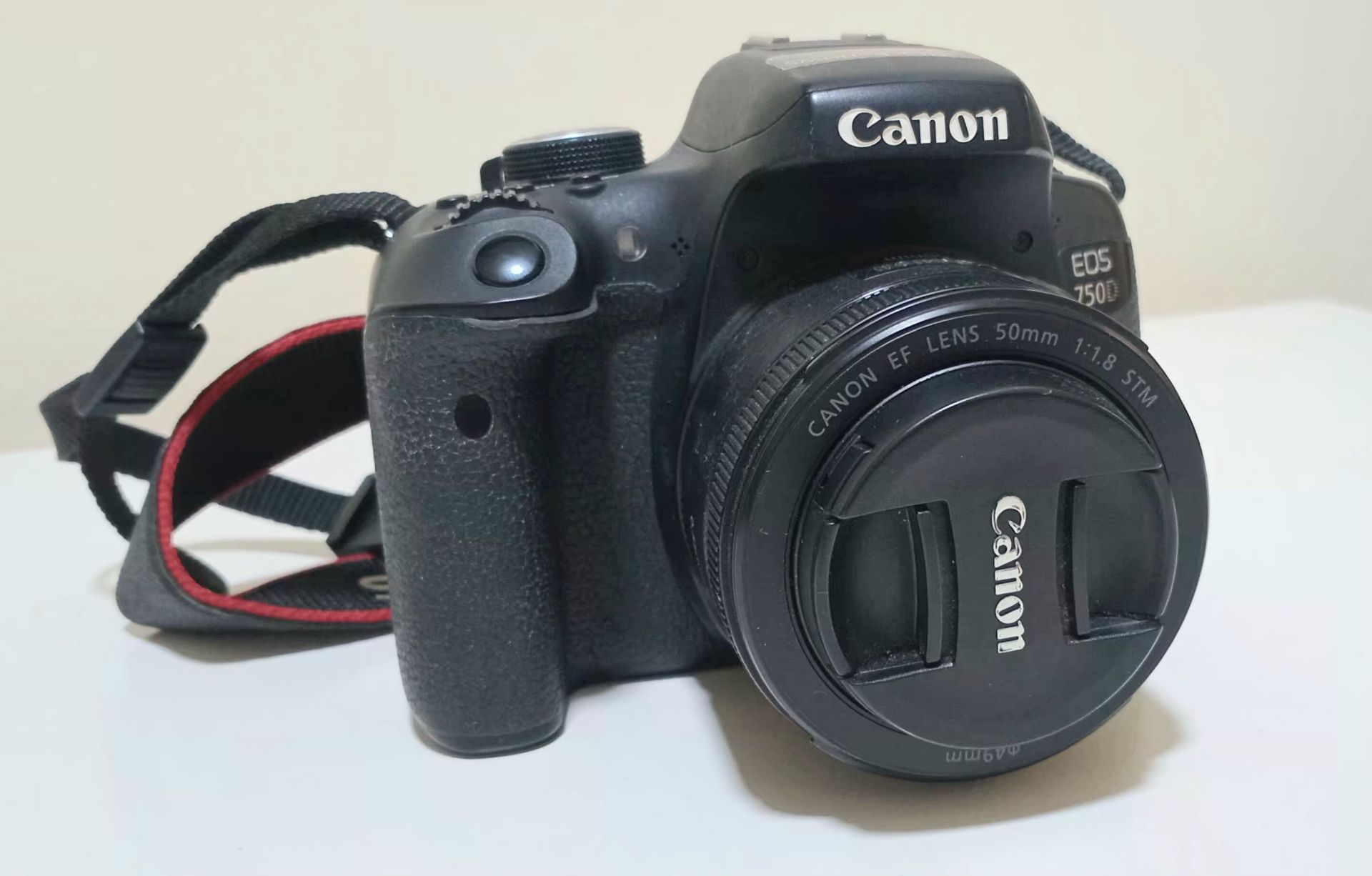 Canon EOS 750D - Image 9
