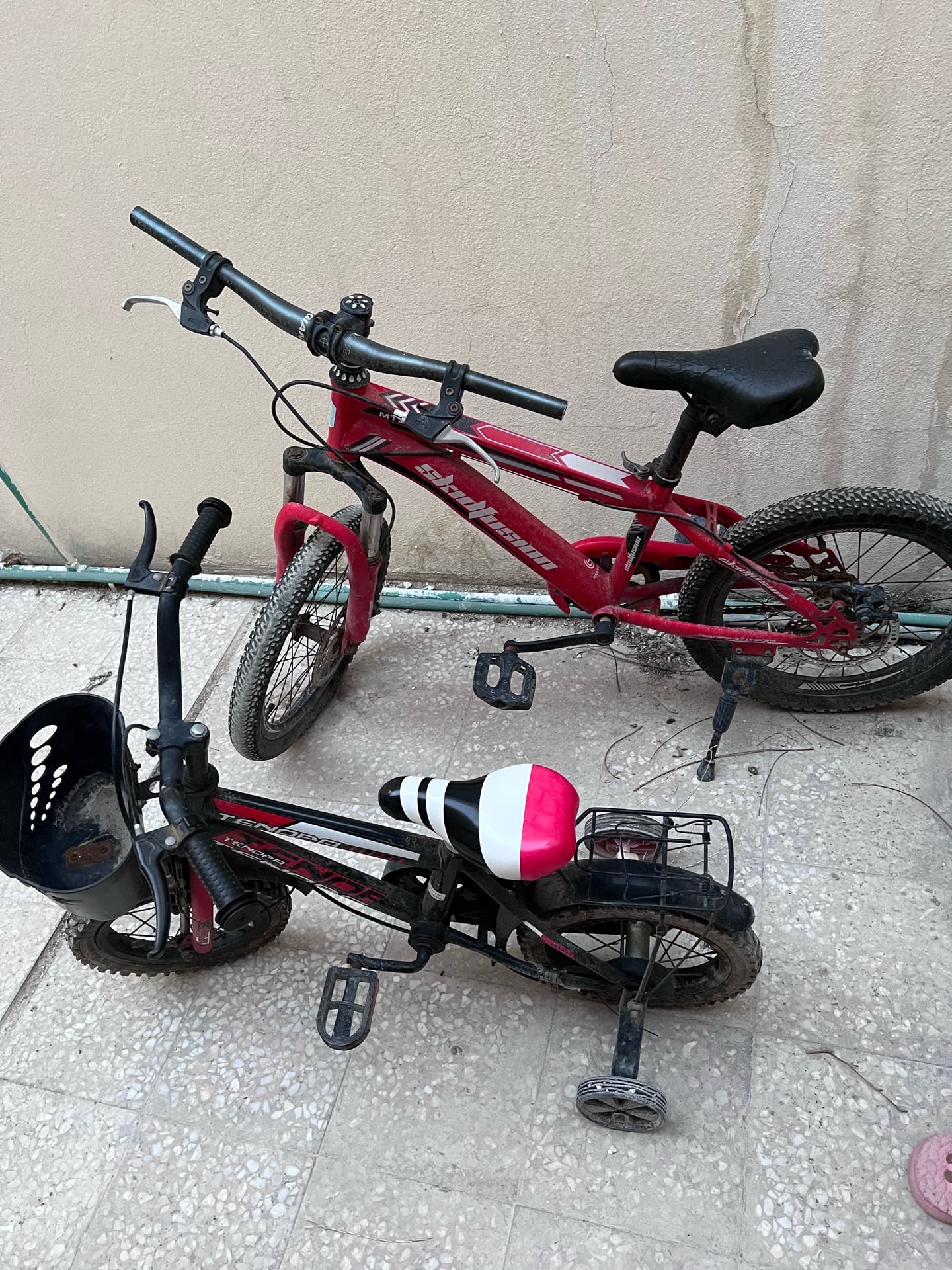 2 Kidds bicycle  - Image 4