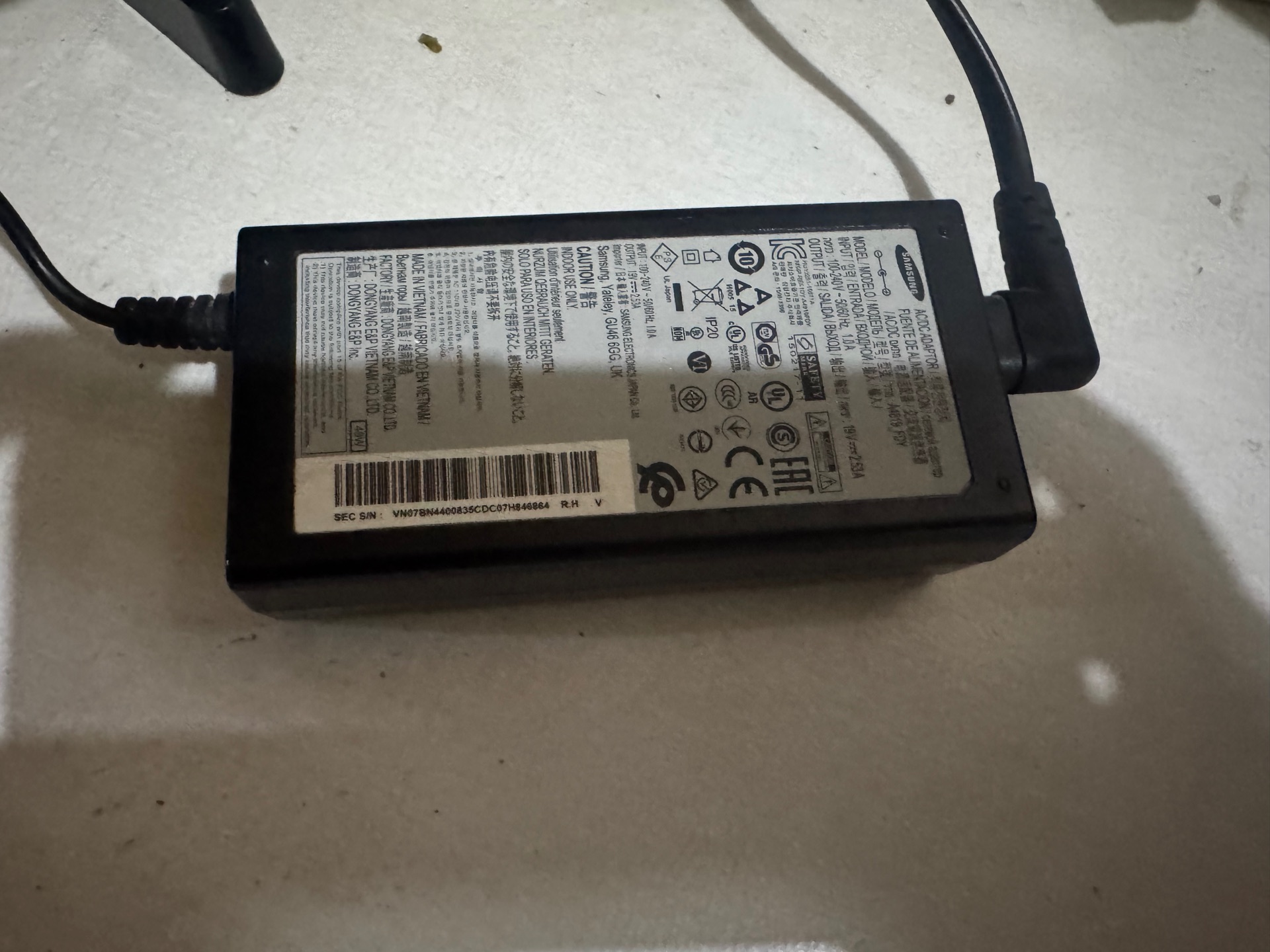 Samsung tv 32 smart excellent condition  - Image 5