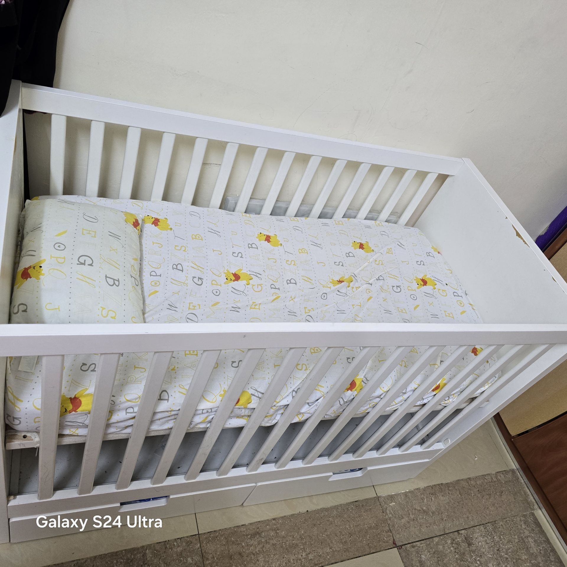 Baby crib  - Image 4
