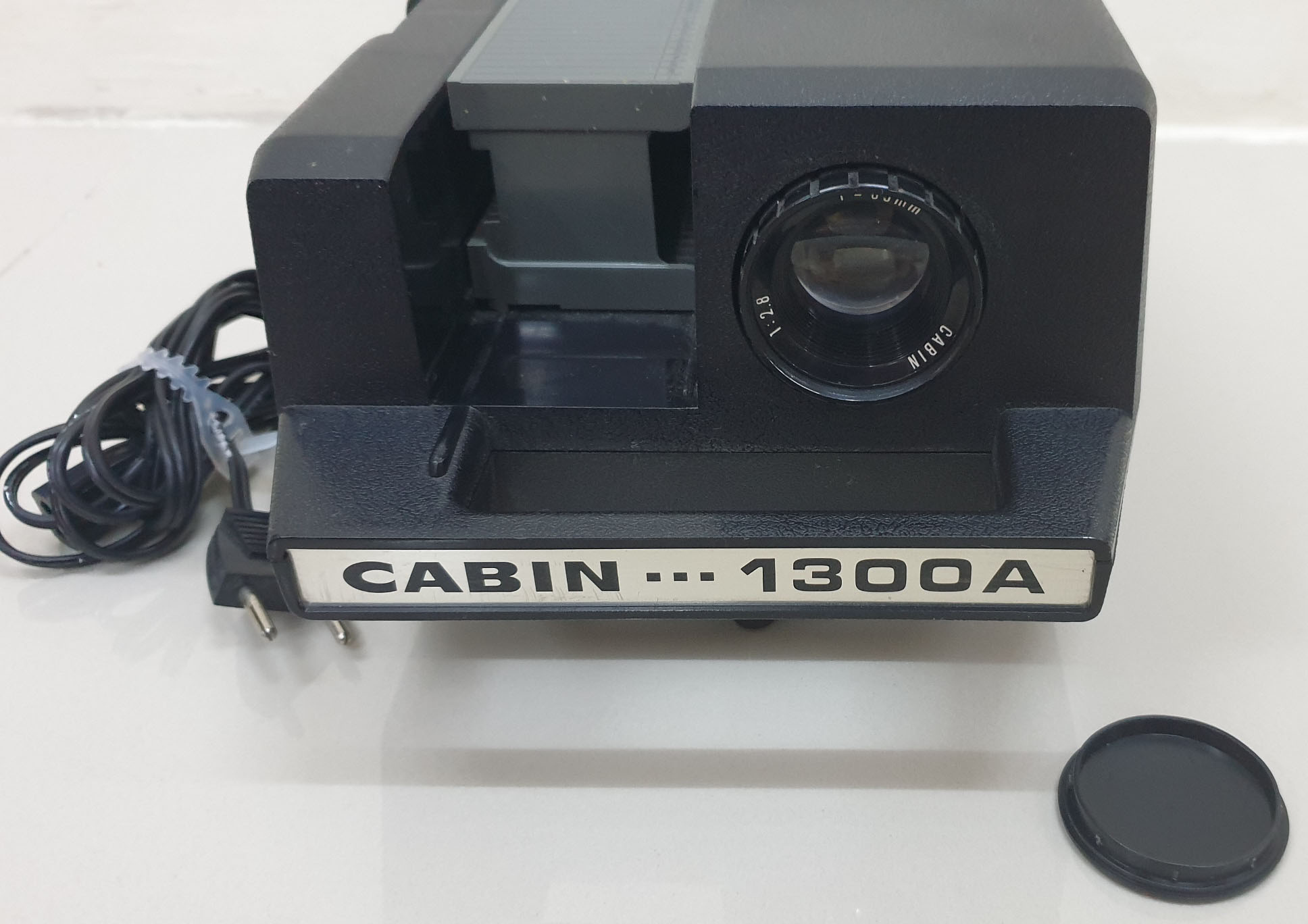 35mm Slide Projector – Cabin 1300A - Vintage - Image 5