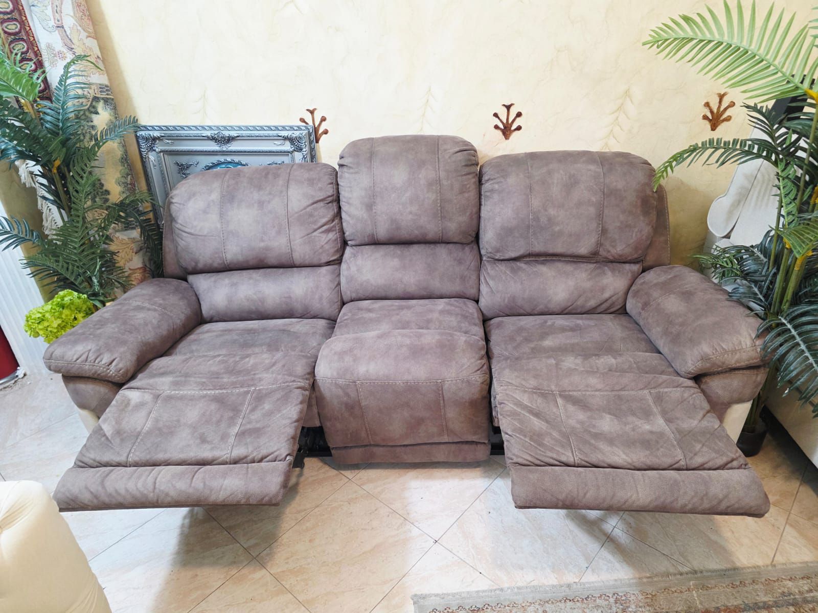 3 setar Sofa  - Image 4