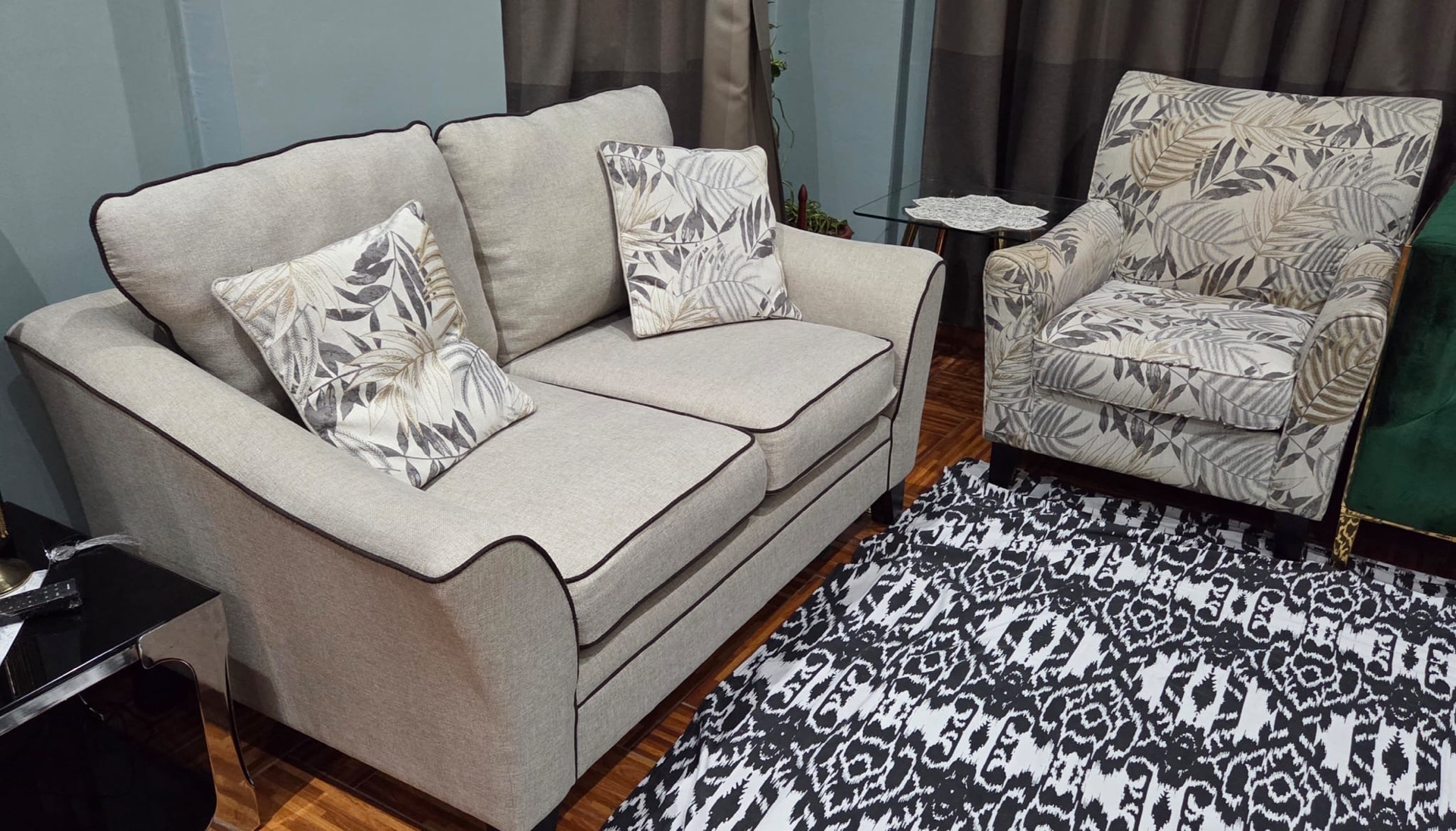 Sofa set for sale  - Image 8