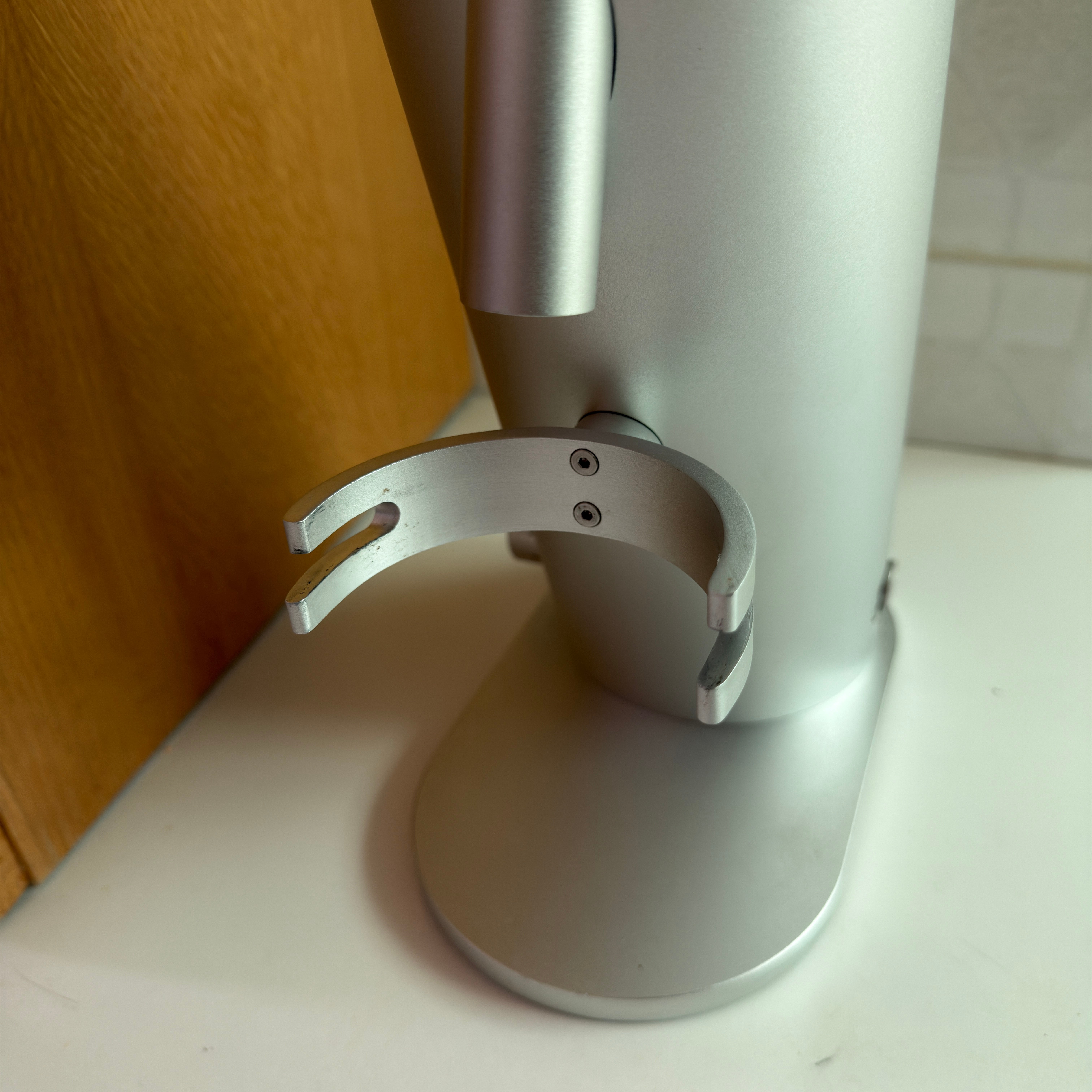 	 Lagom P64 Flat Burr Grinder v2  - Image 4