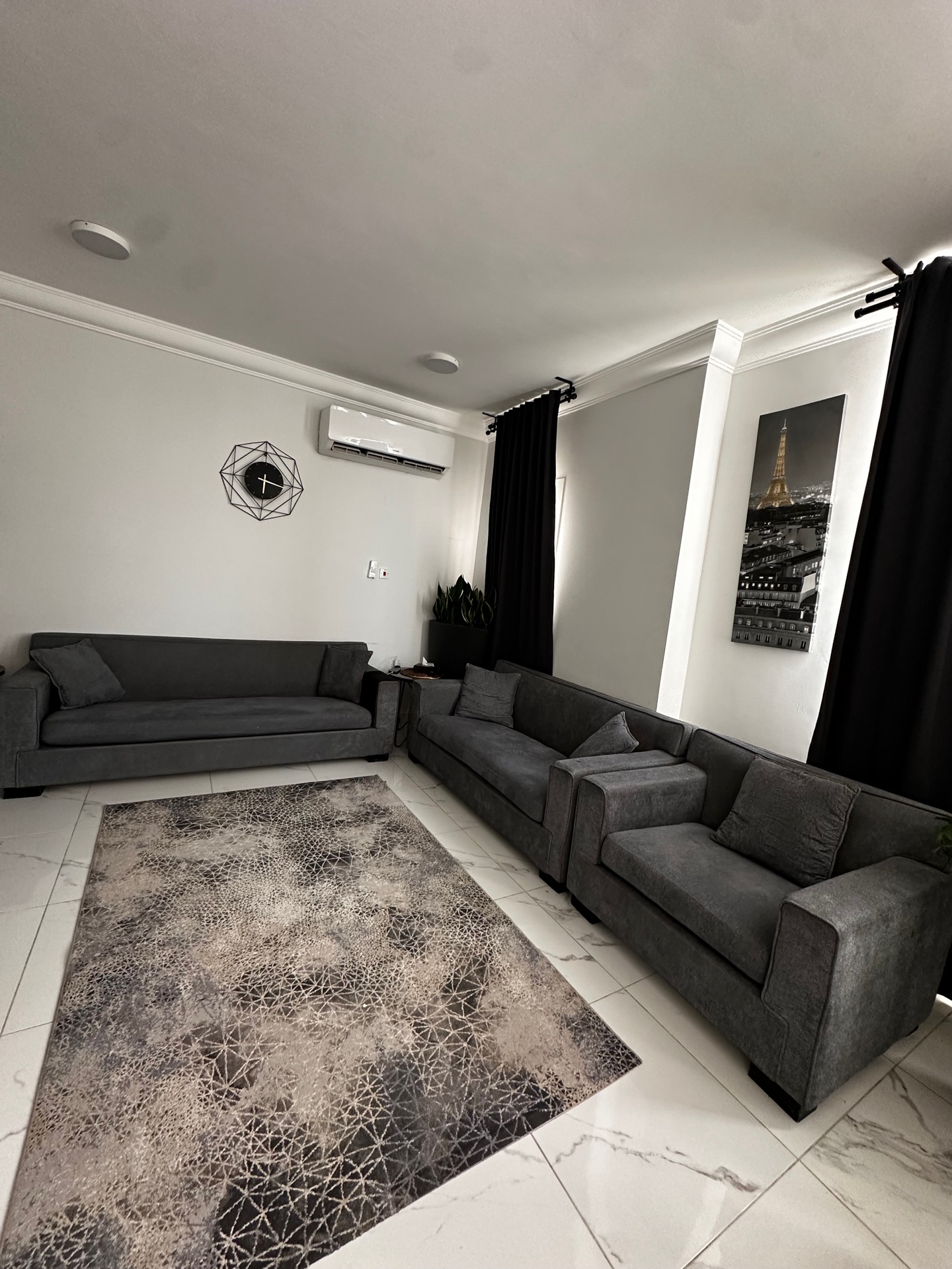 Sofas for sale - Image 2