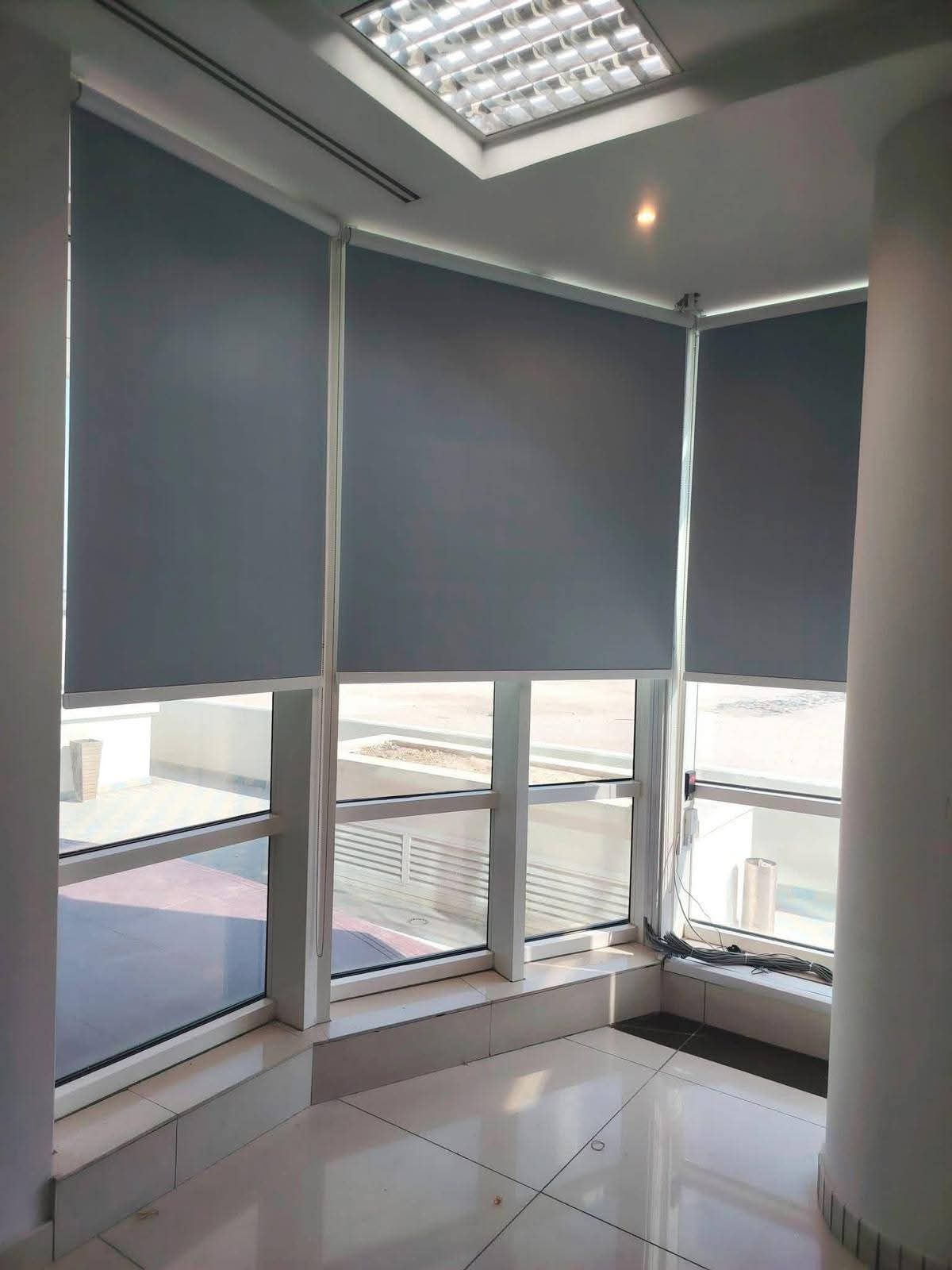 Roller curtain  - Image 3