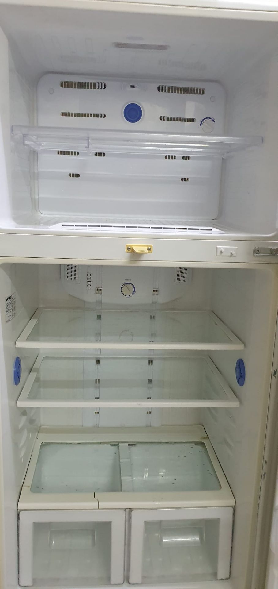 Very Large Samsung Fridge - Image 4