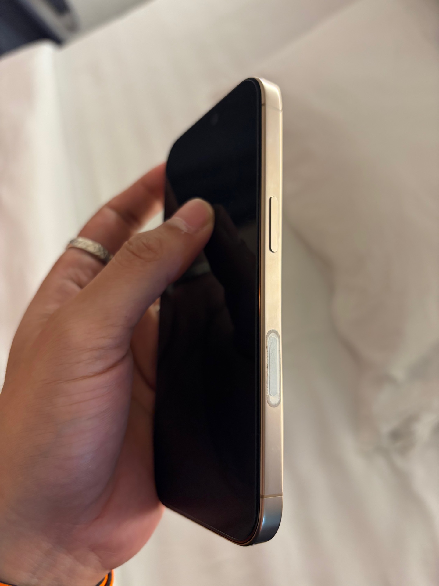 iPhone 16 Pro  - Image 3