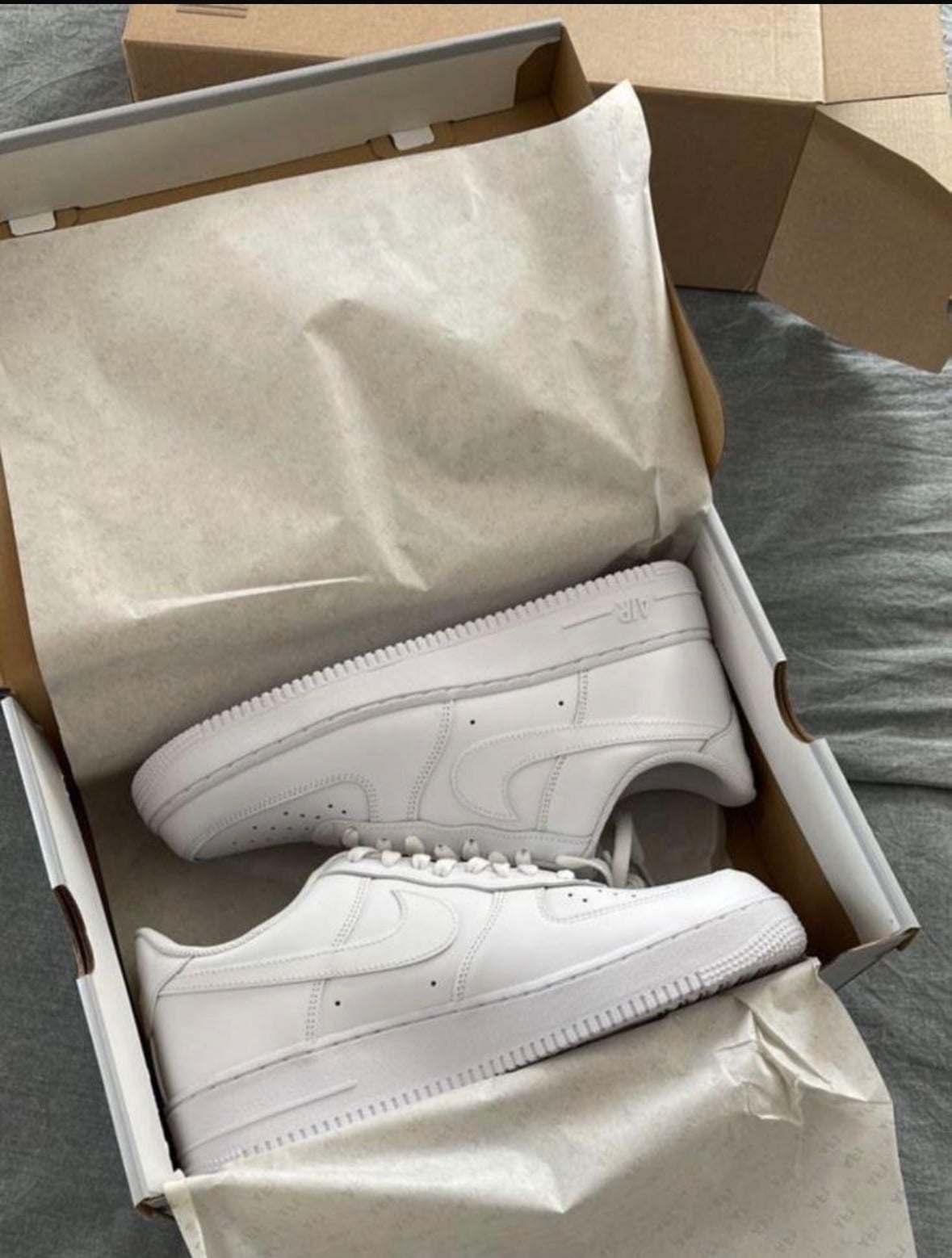 Nike Air Force 1  - Image 3