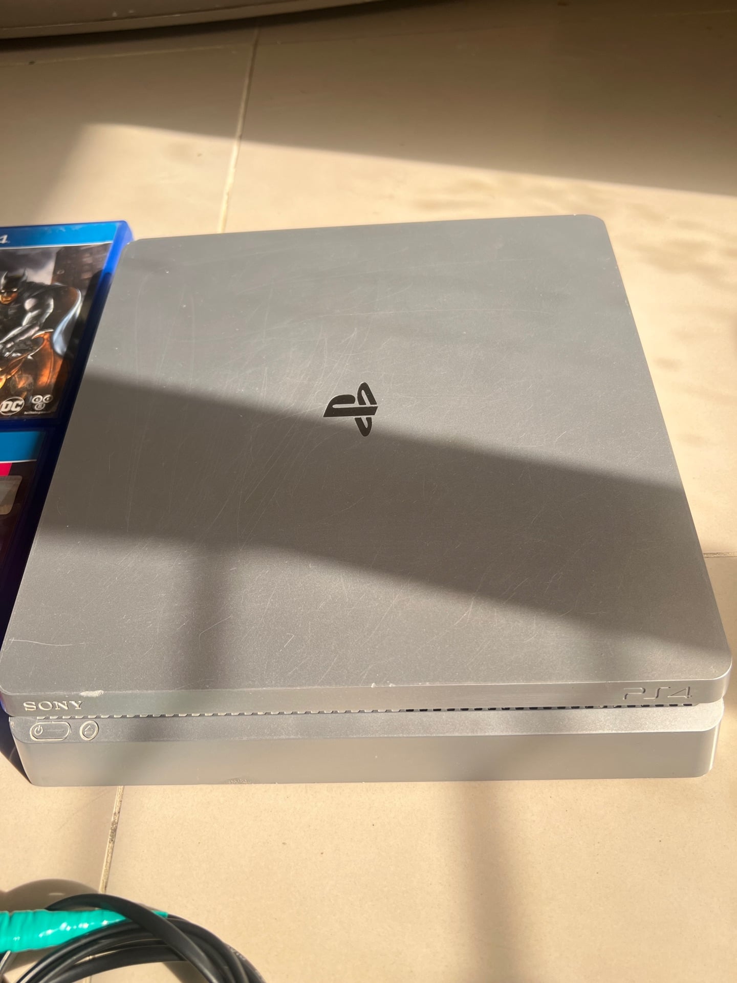 Ps4 slim gray Edition  - Image 2