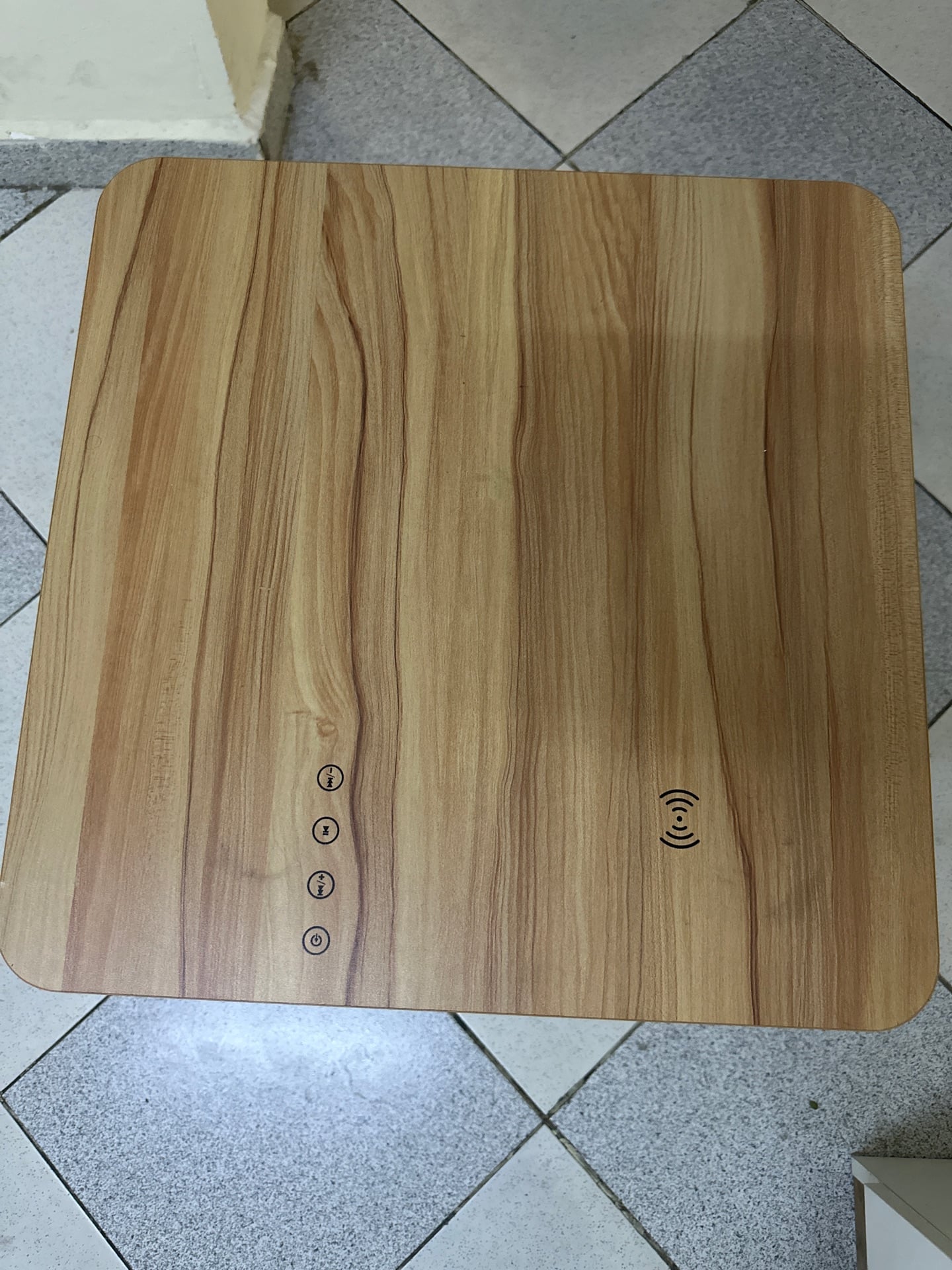Ikea table with wireless charger - Image 1