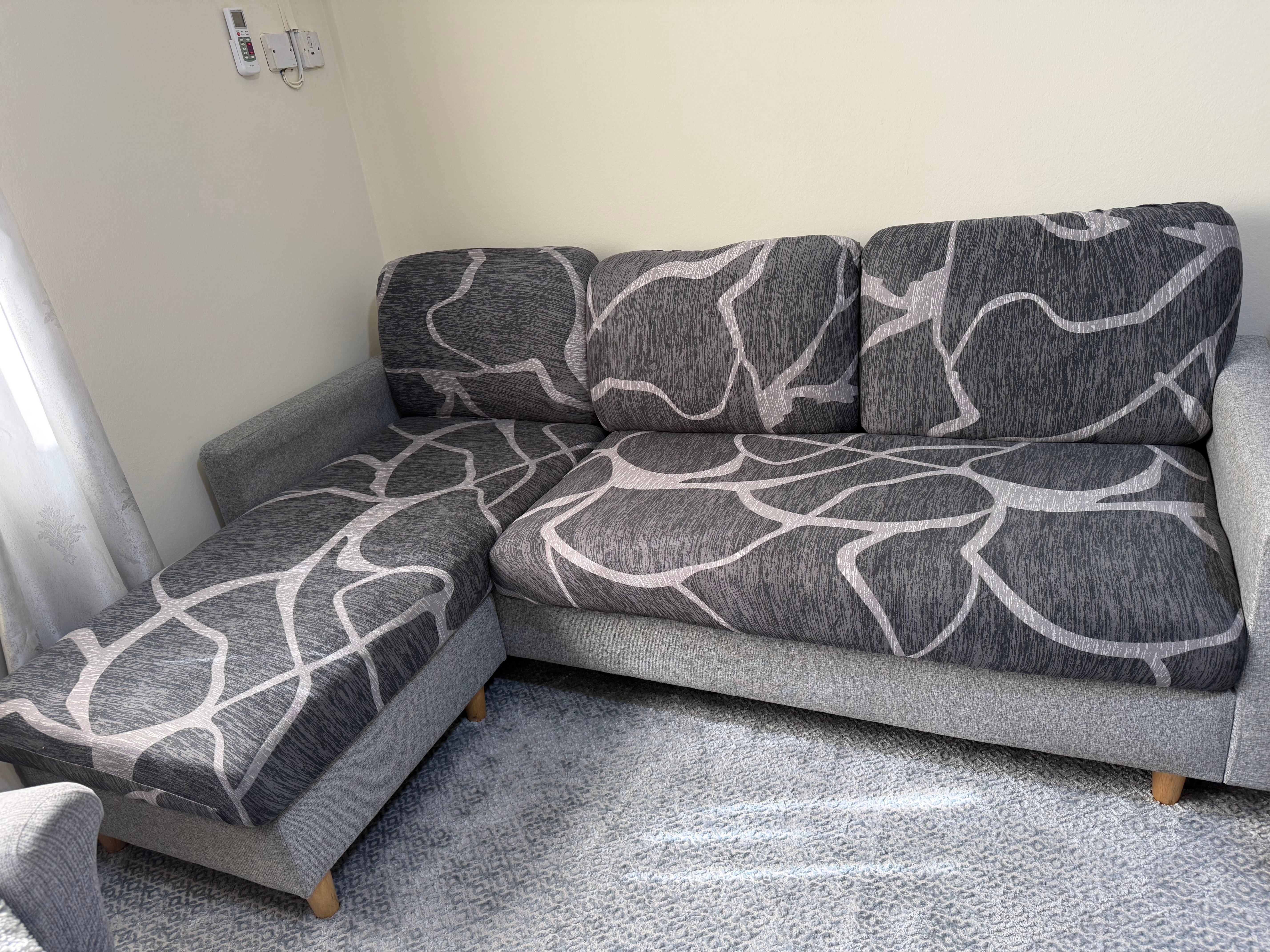 L shaped sofa - Image 3