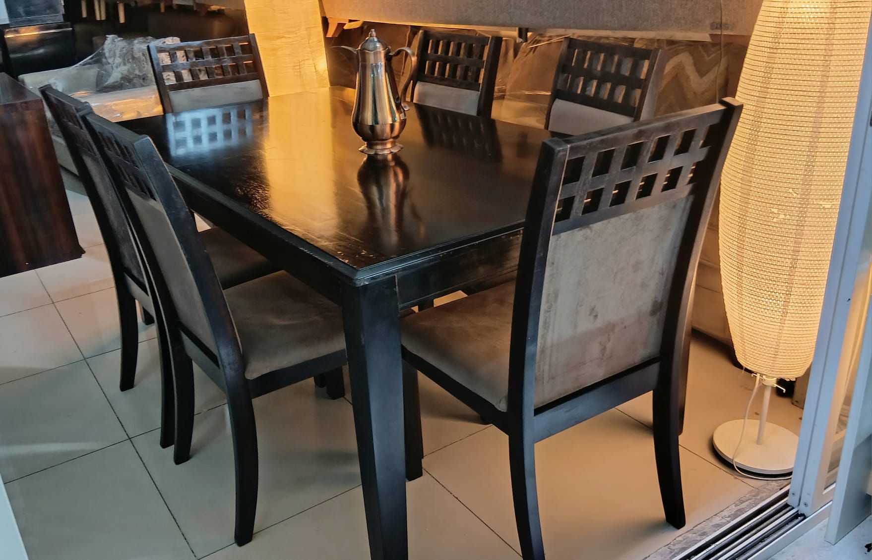 Dining with chair  - Image 4