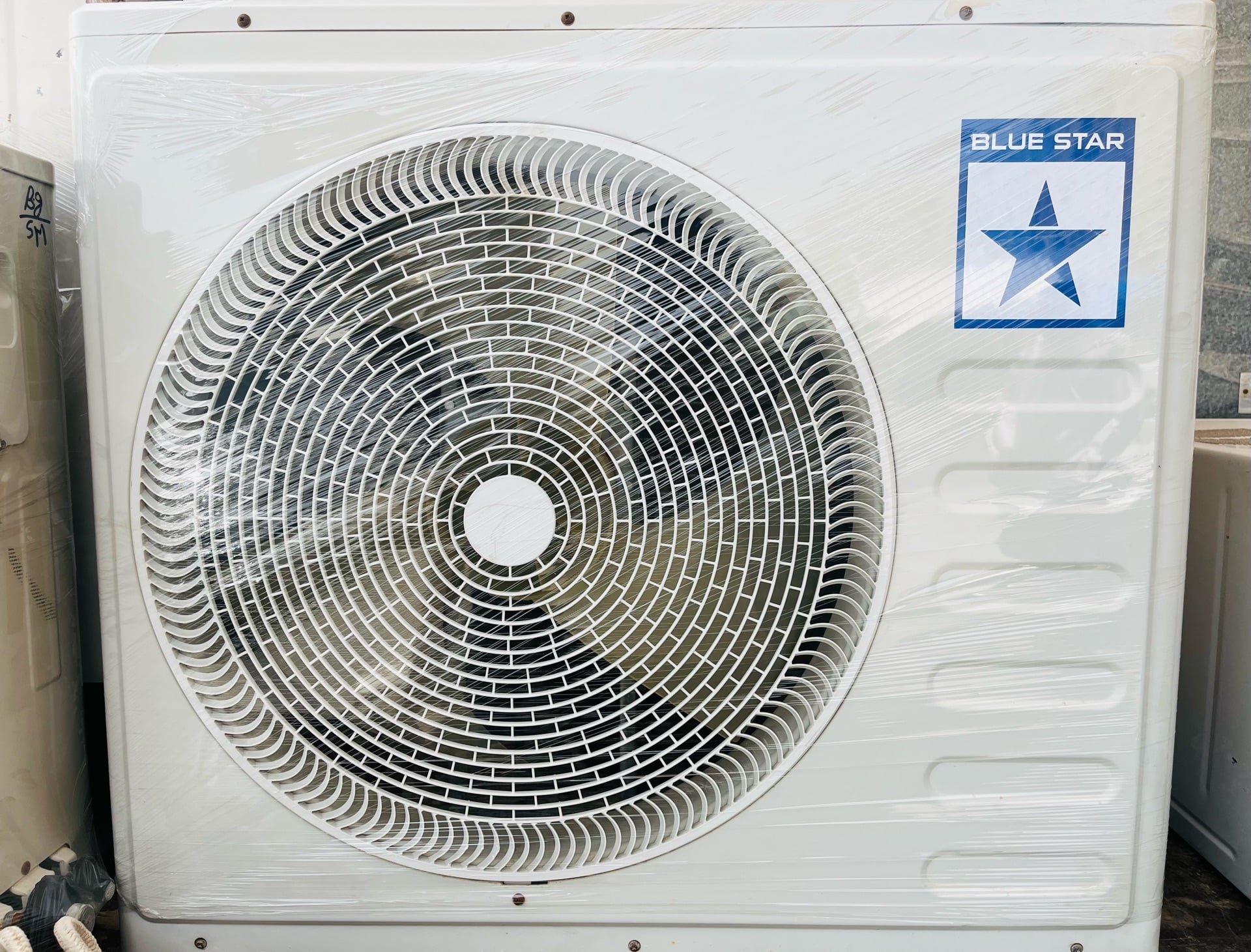 Split ac for sale. Same lik new ac. Totally fresh ac. I will give warrenty. - Image 1