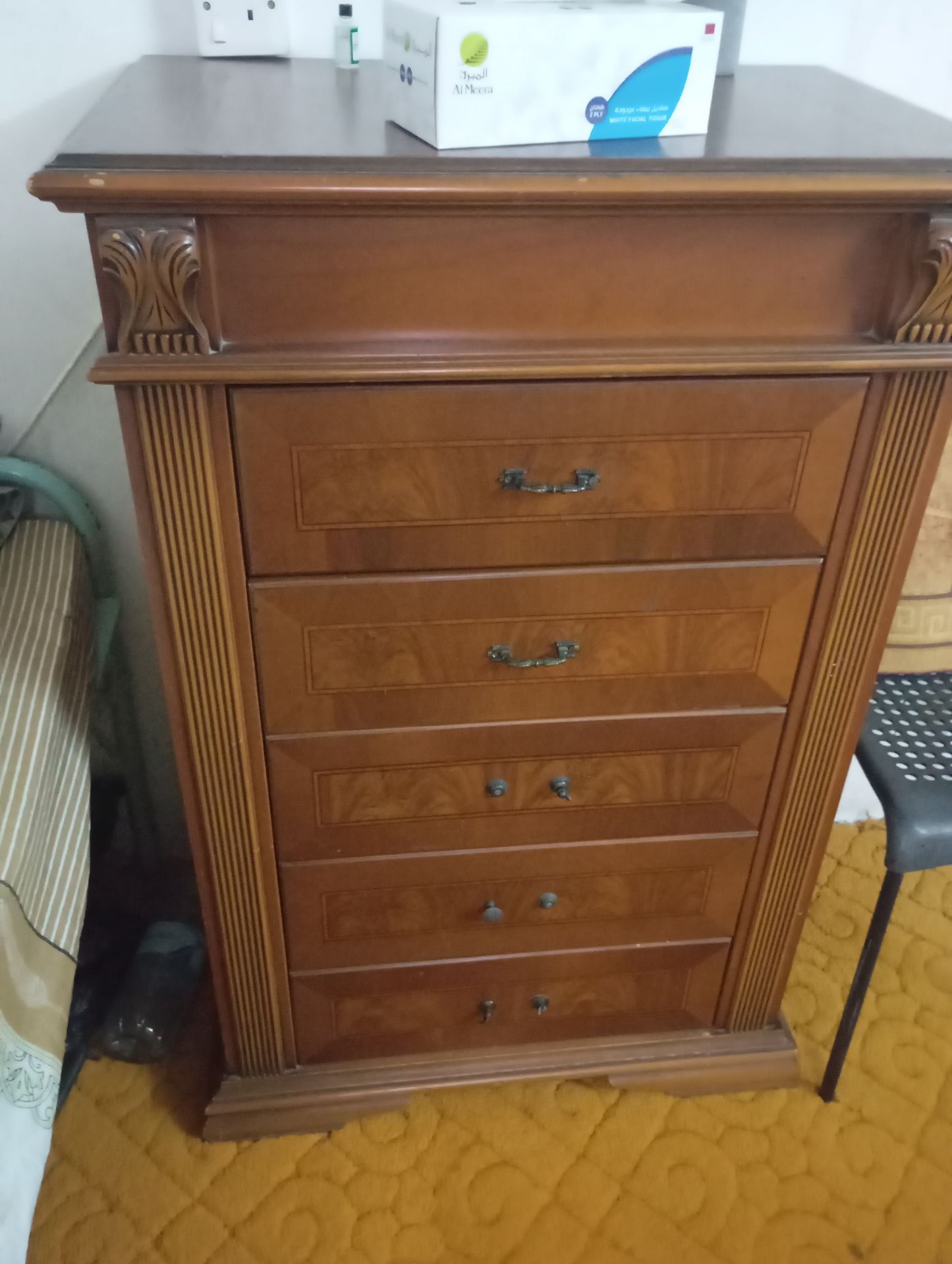 5 DRAWER TABLE, GOOD CONDITION  - Image 2