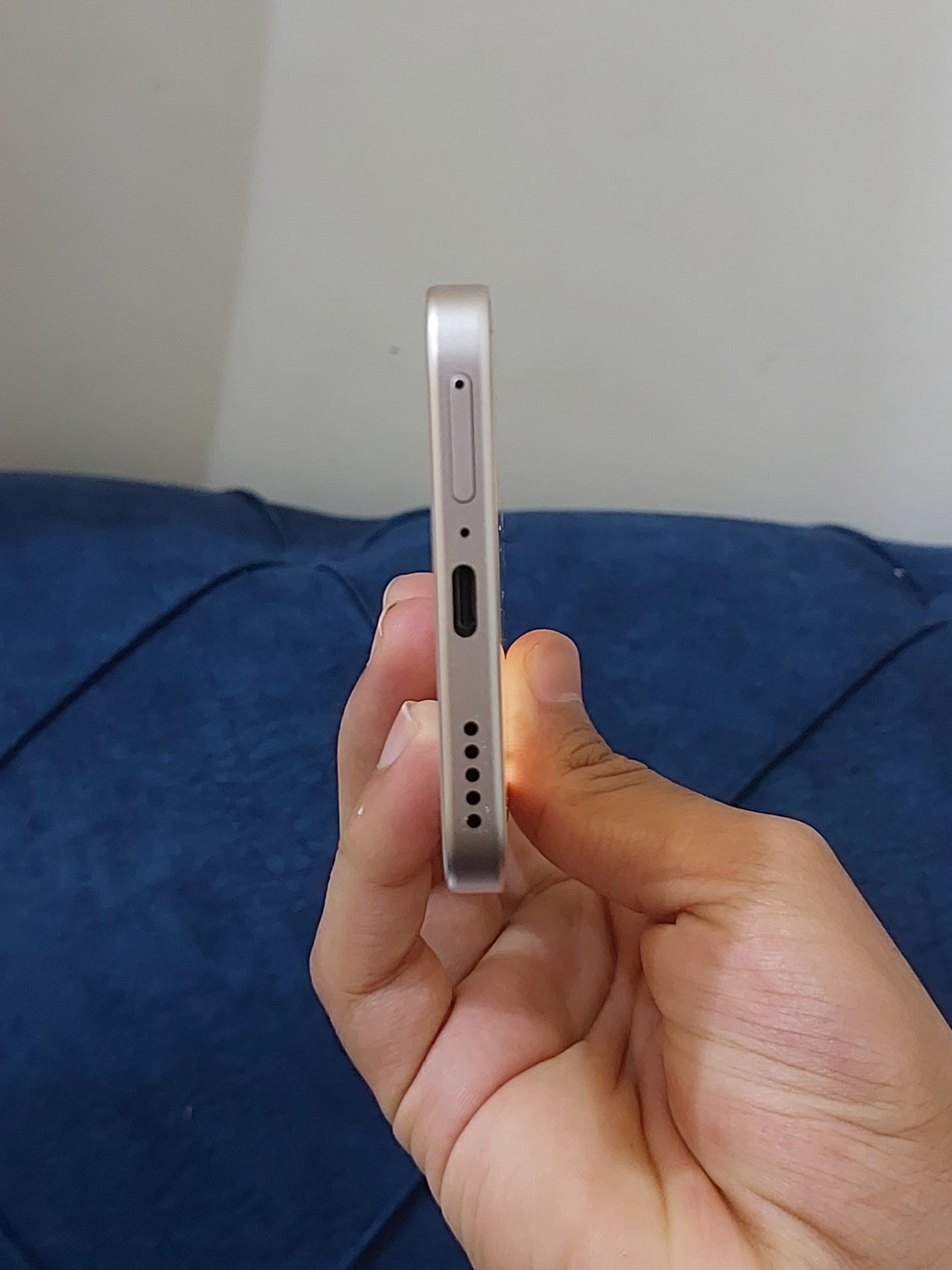 ​Honor 400 Combo (Like New Phone + New Watch + Case) - Image 3