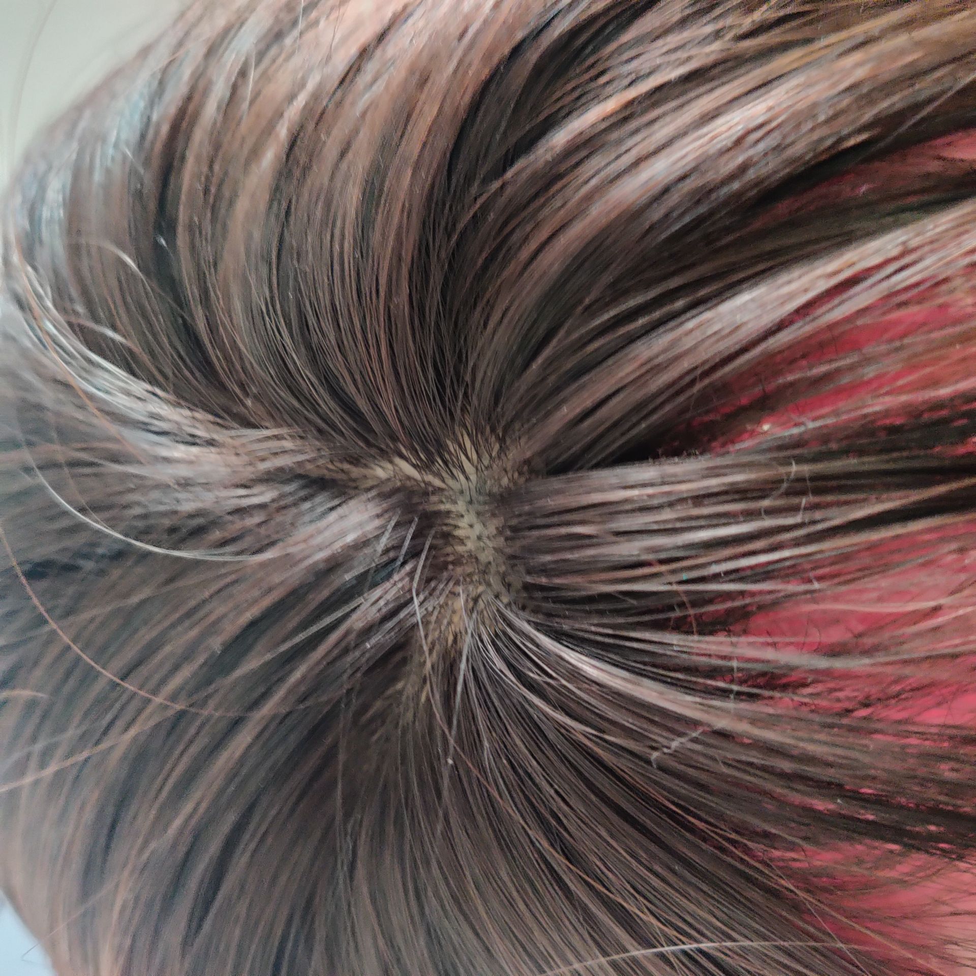 Wig, heat friendly synthetic  - Image 5
