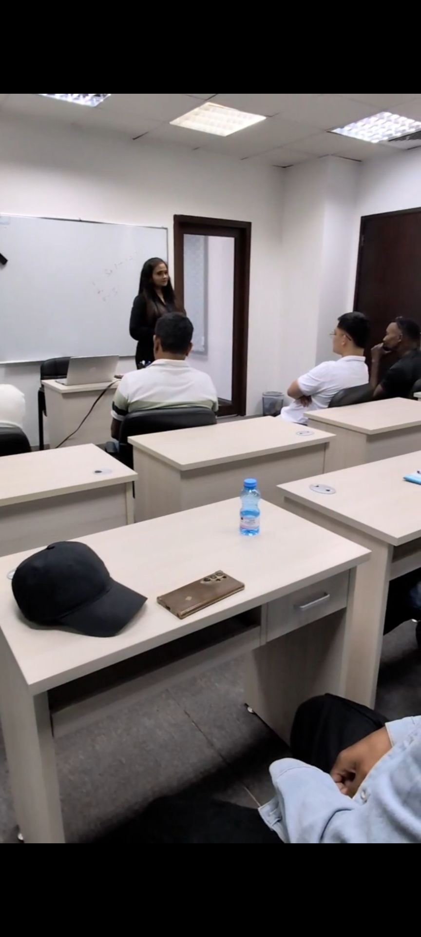 Transform Your Presentation. Command Every Room in Doha. - Image 5
