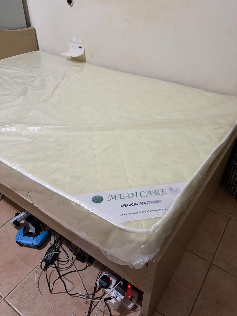 Double Bed with matress - Image 2