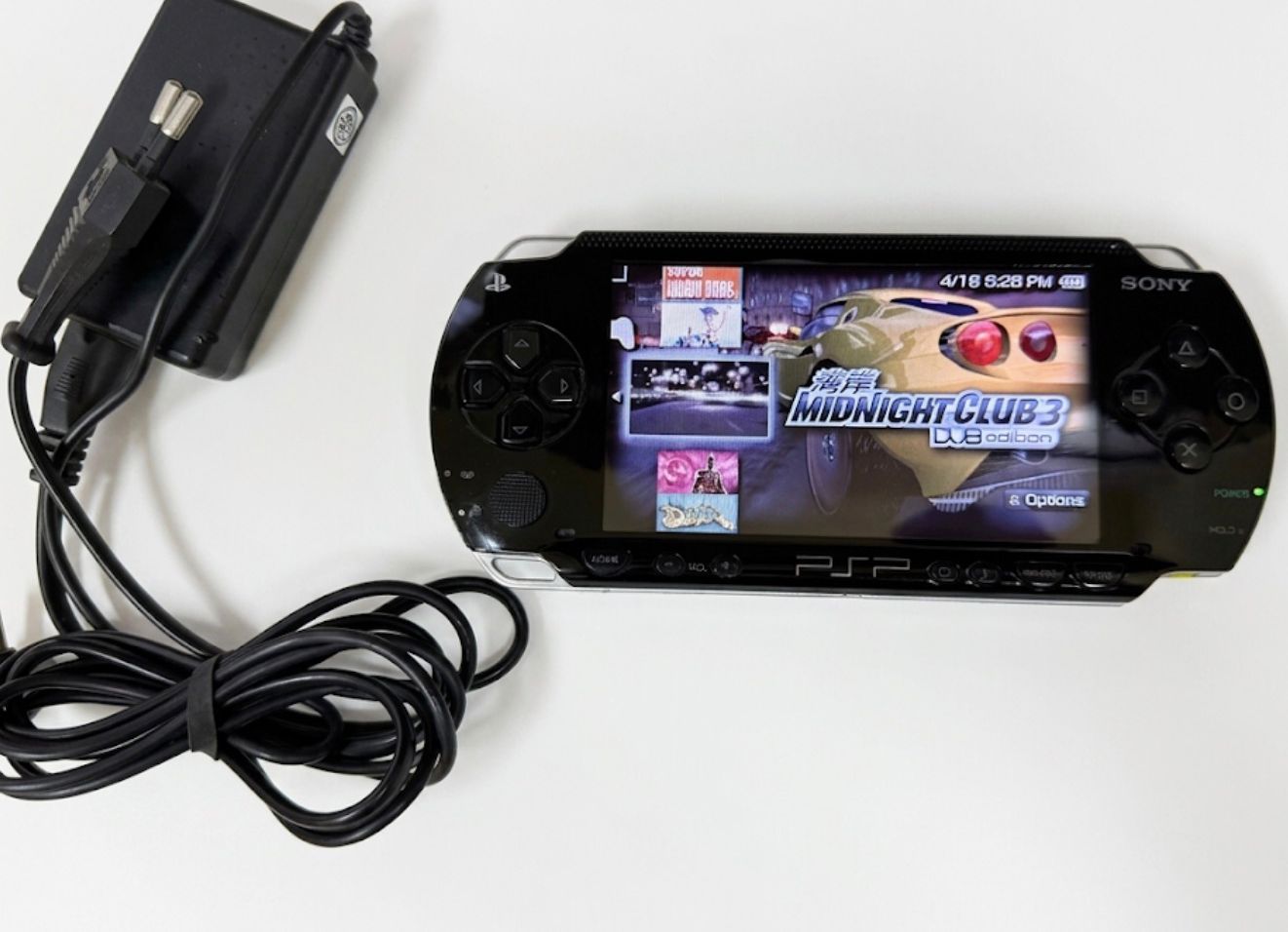 sony psp  with 22 games - Image 5