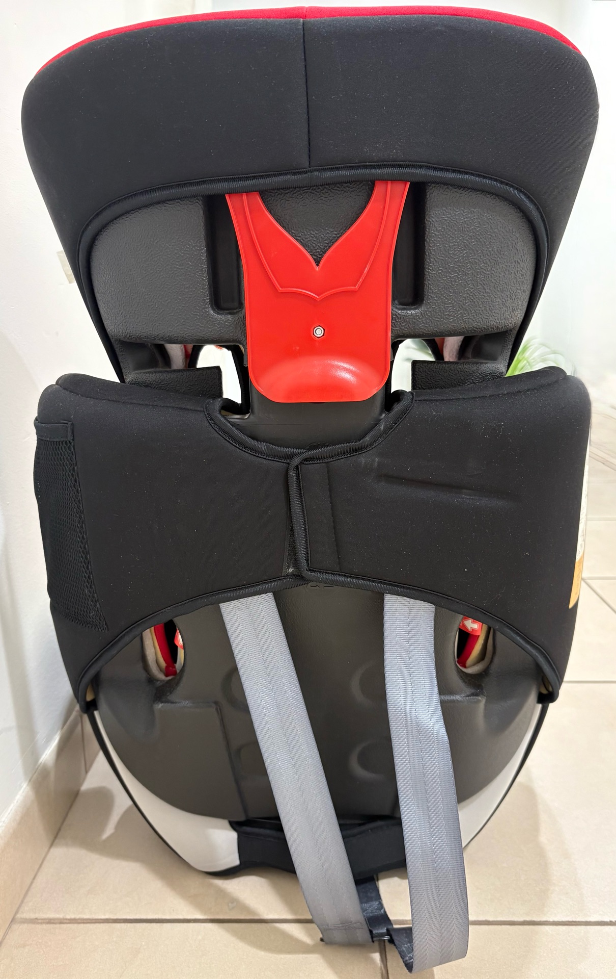 Mickey Kids Car Seat - Image 4