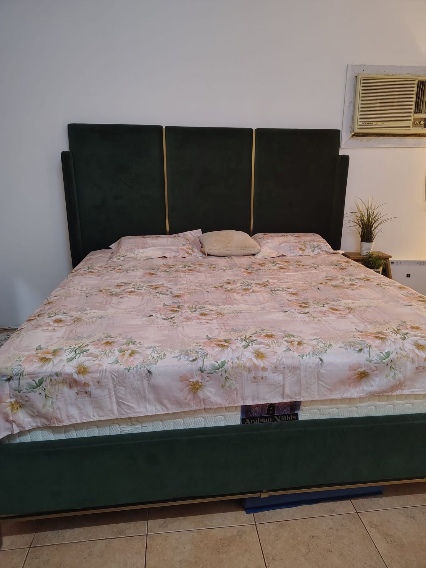 Home Center Bed and Mattress  - Image 2