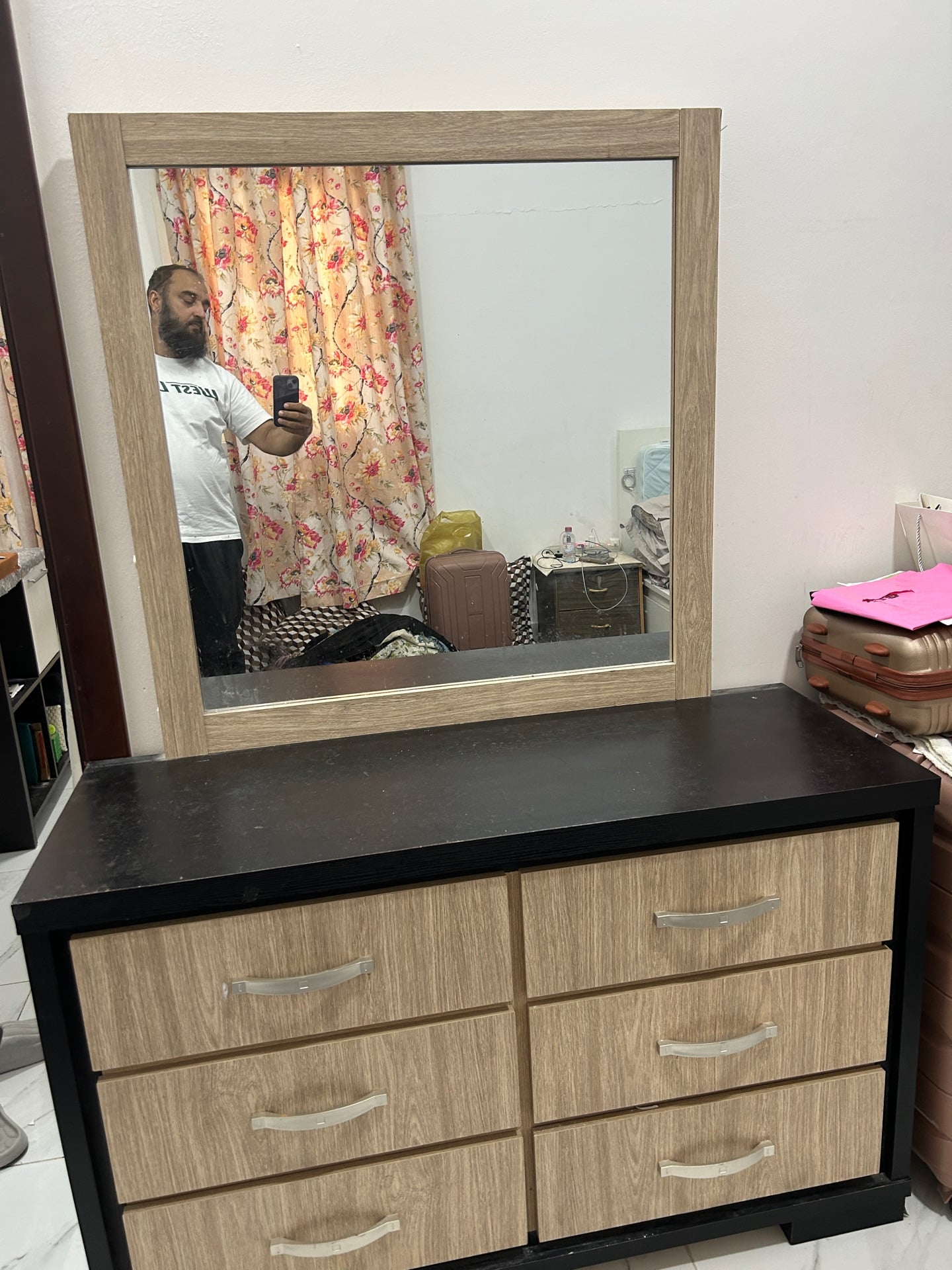 Used Dressing Table & Wardrobe - Image 1