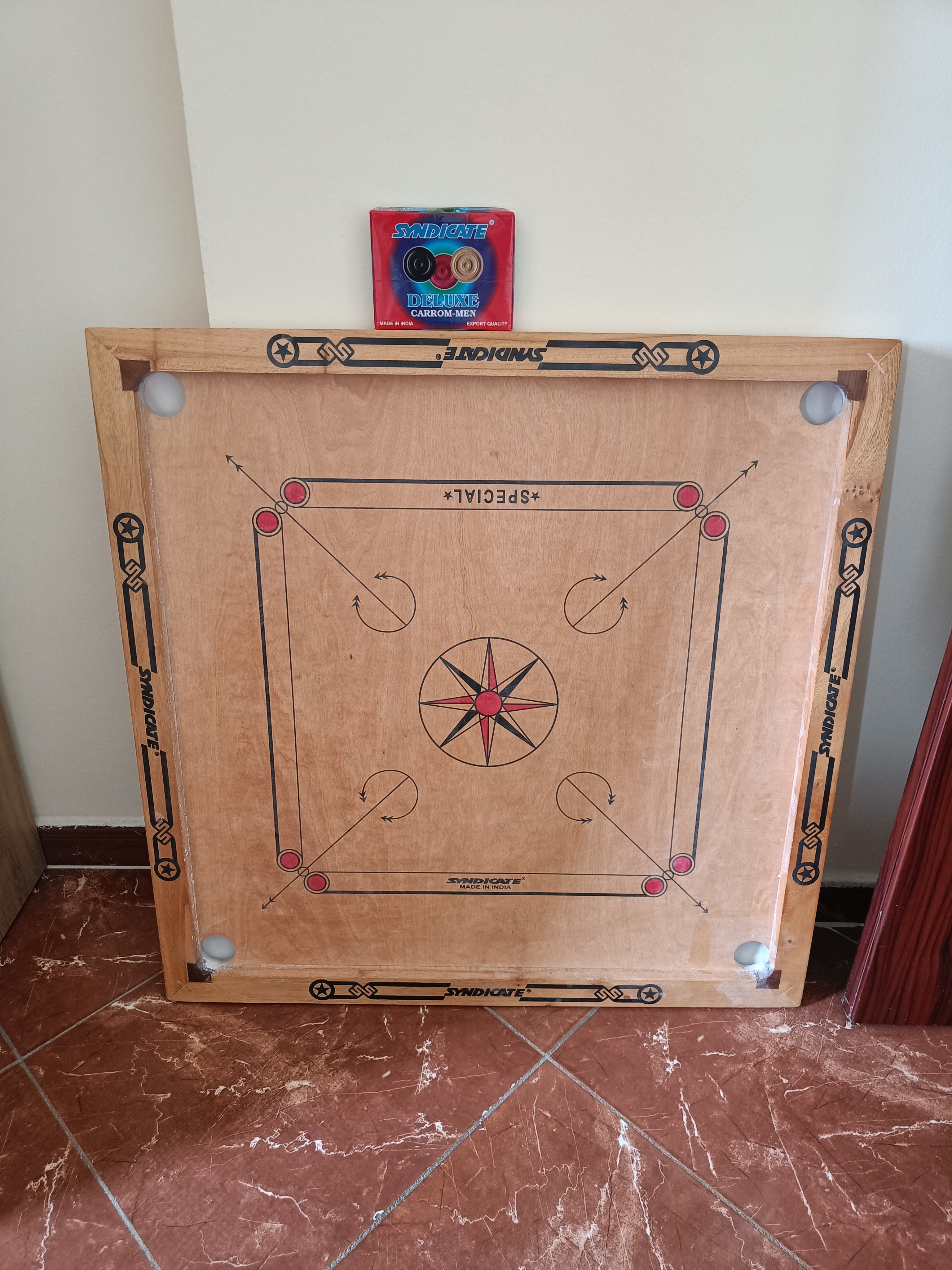 Carrom Board - Excellent condition, Hardley used - Image 3