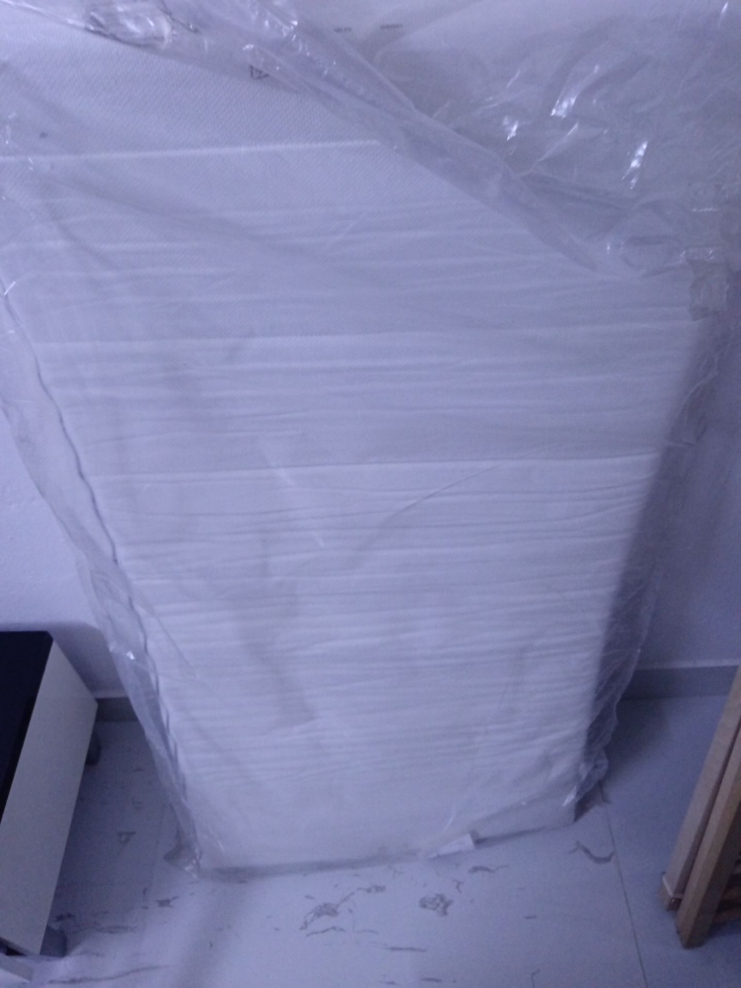 Baby cot  - Image 2