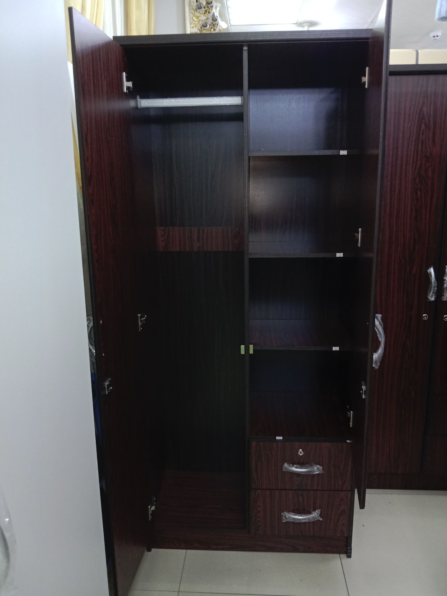 New wardrobe & cupboard - Image 7