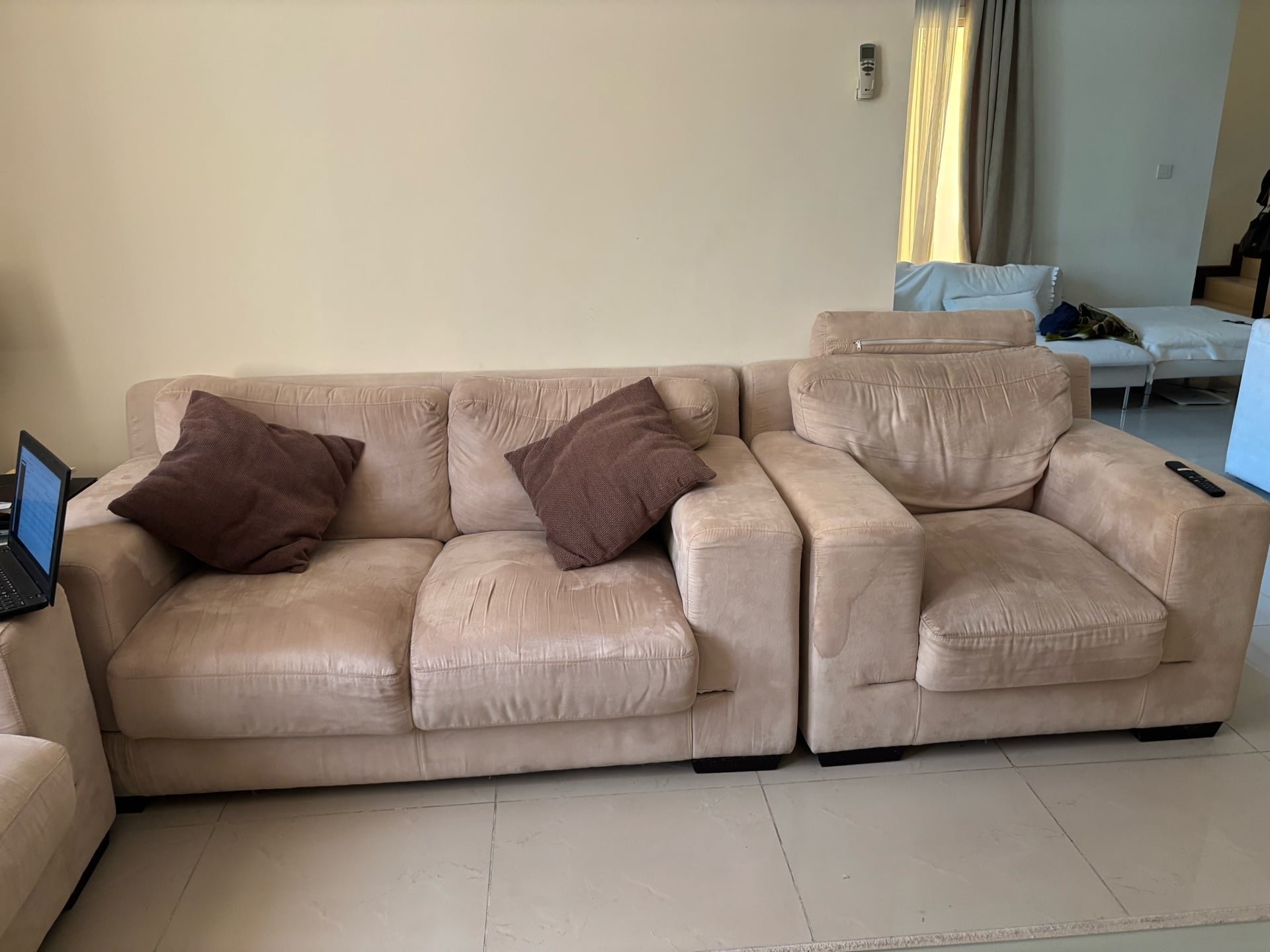 PAN home lounge & dining room set - Image 1