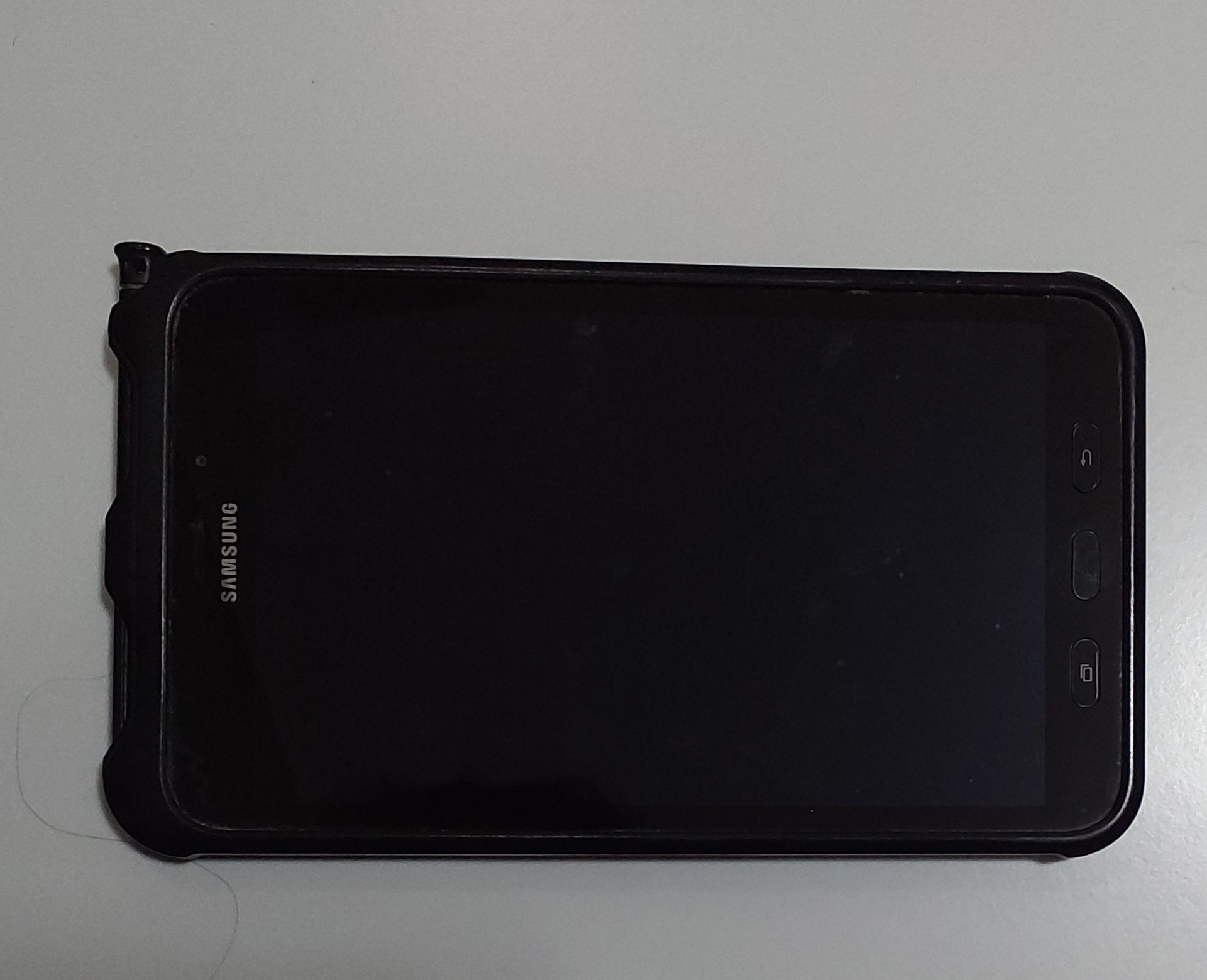 Samsung Tablet - Image 2