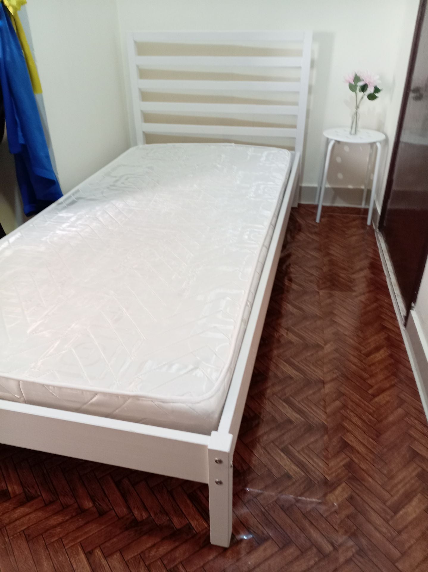 Clean,new,bed+metress  - Image 4