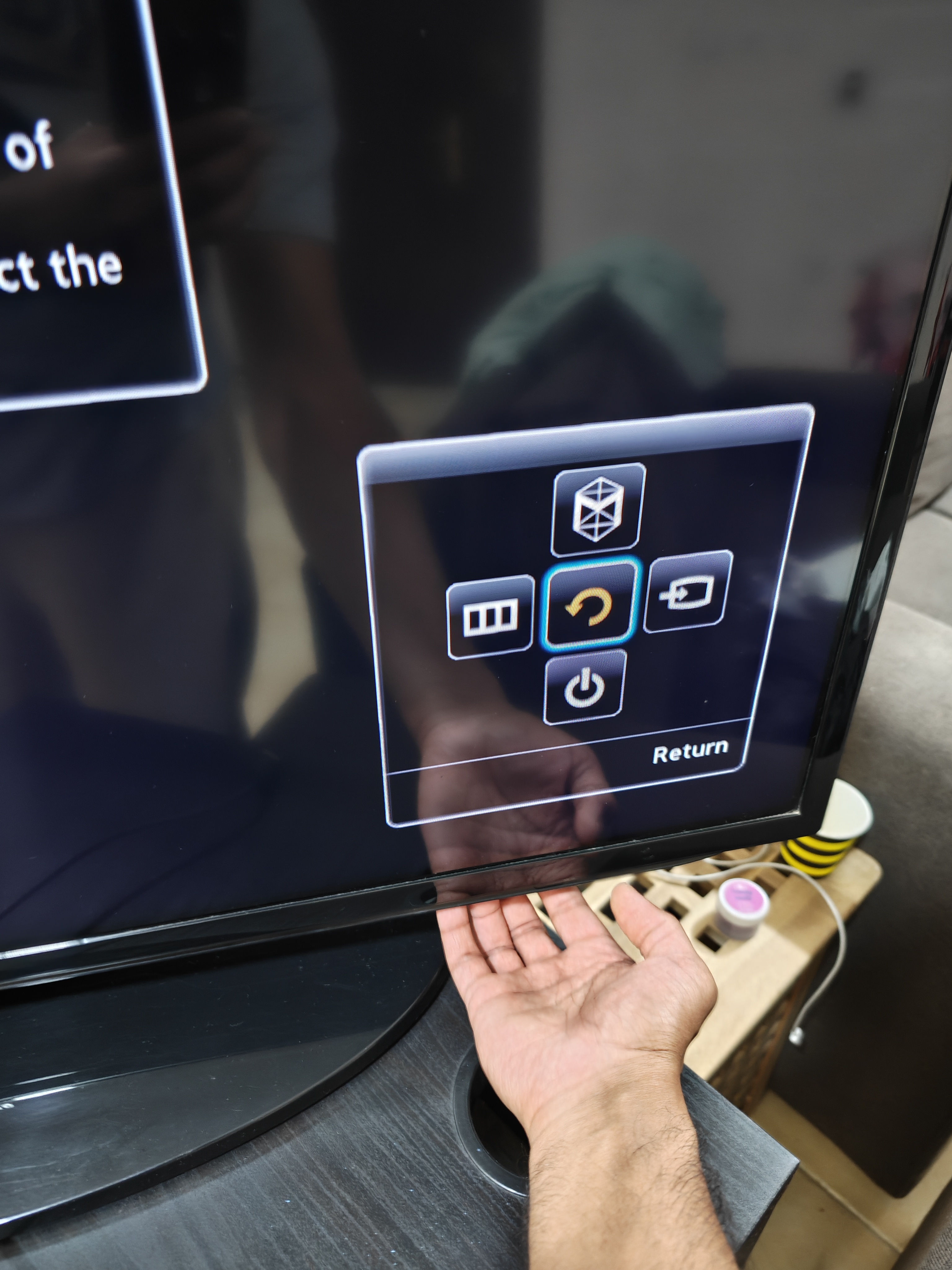 Samsung TV  - Image 2