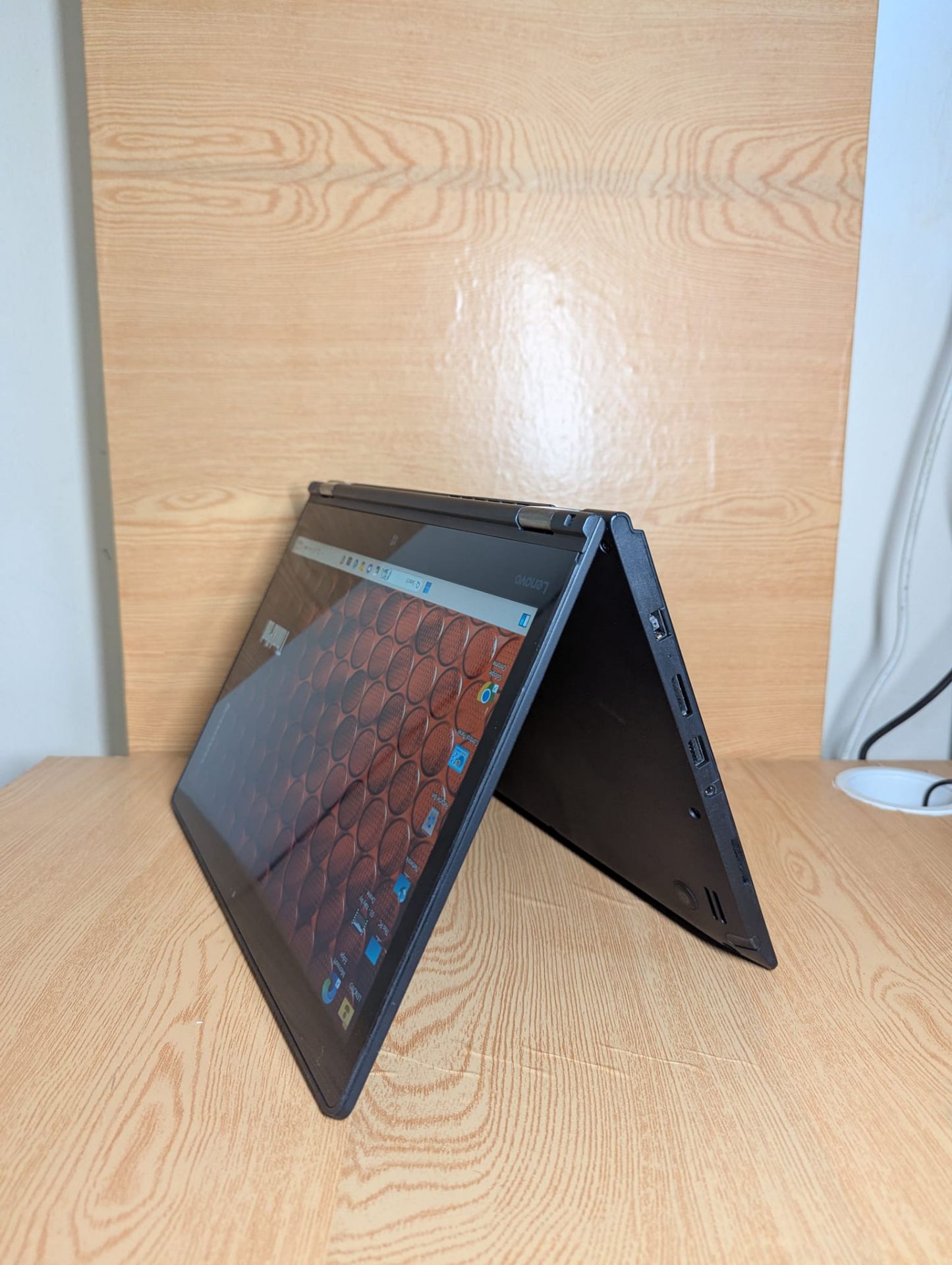 Lenovo Thik pad yega 460 _360 ° touch  - Image 2