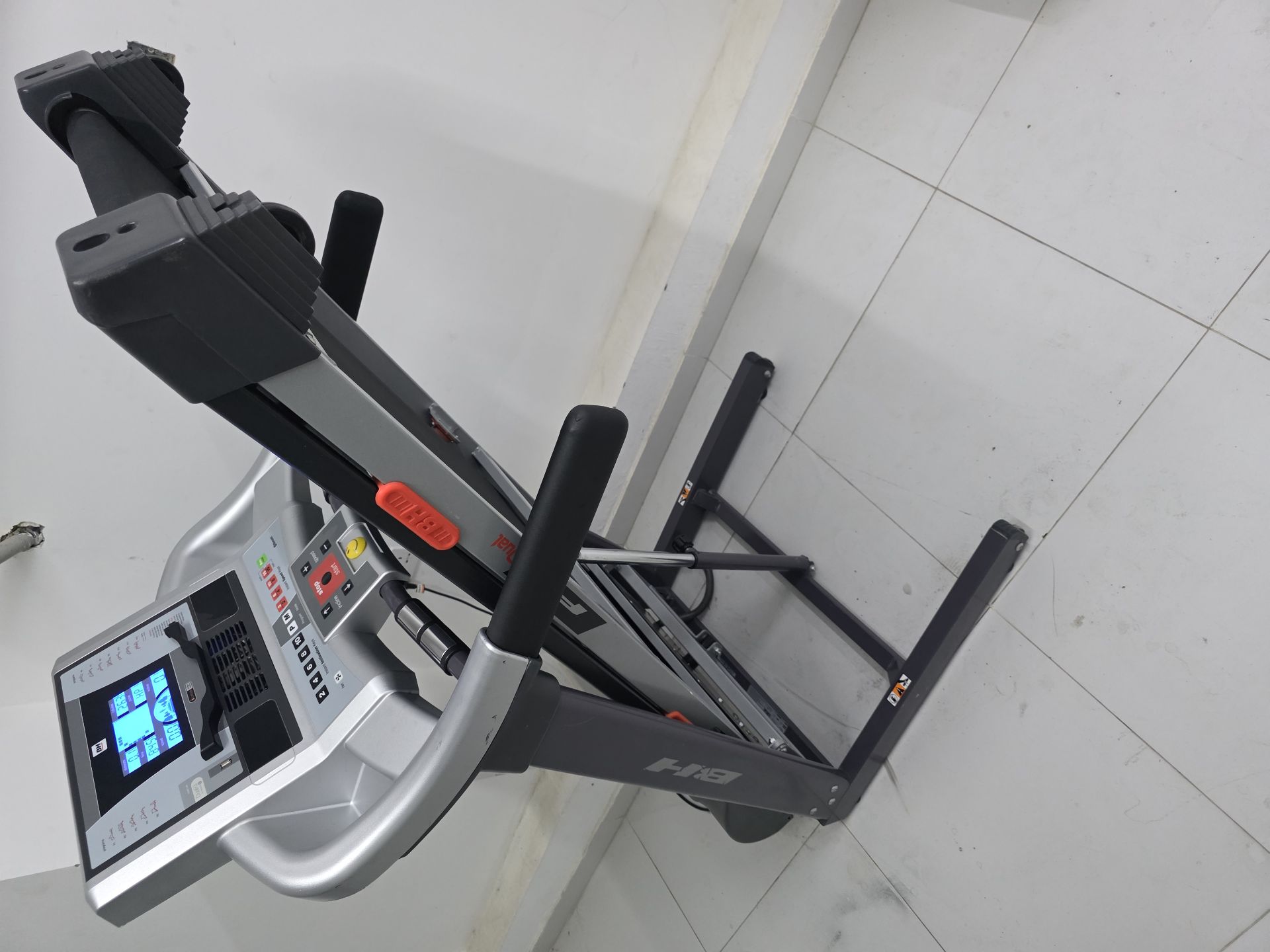 BH treadmill - Image 3