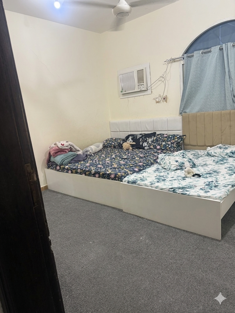Queen Size Bed with Dressing table  - Image 6
